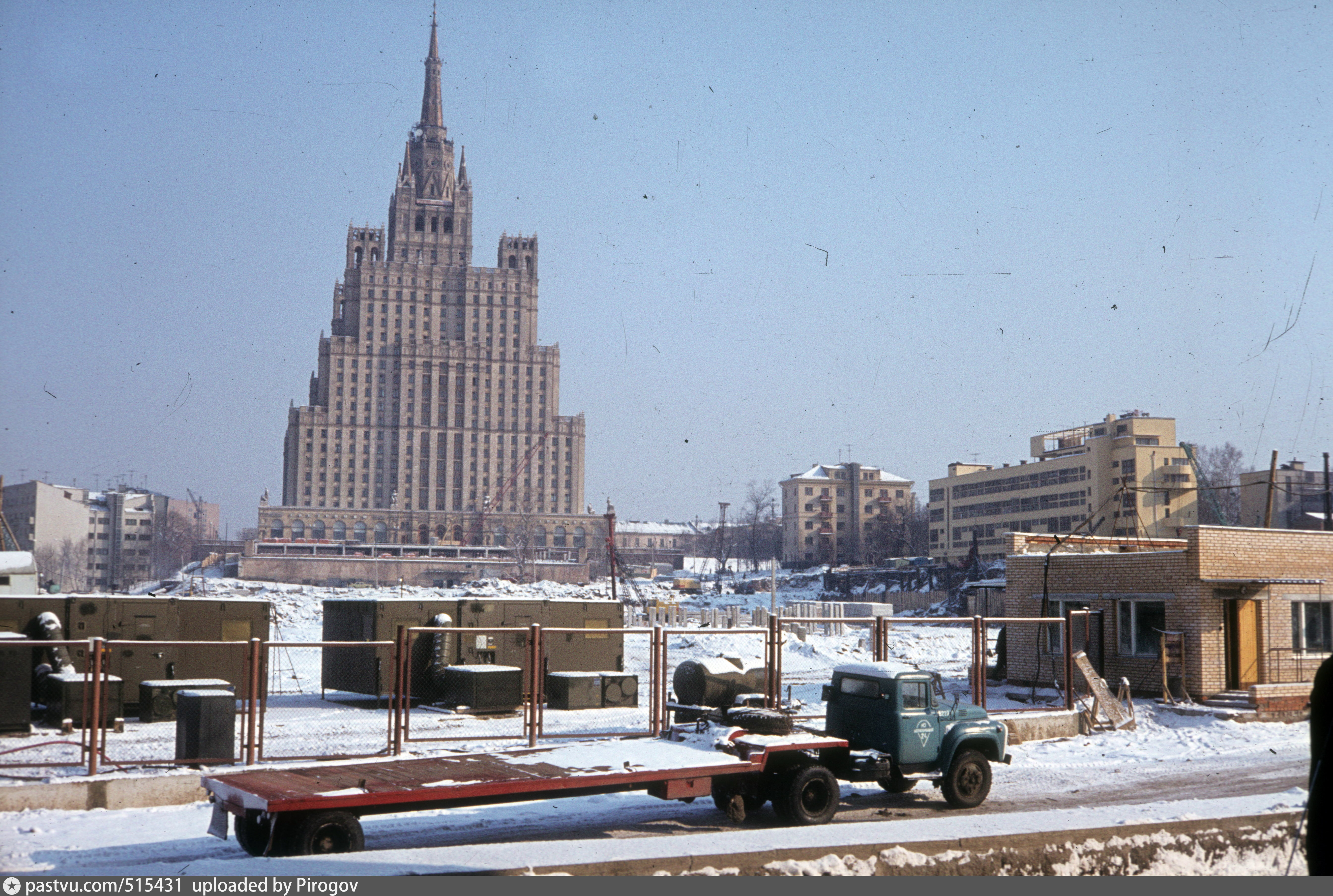 здания москва посольства