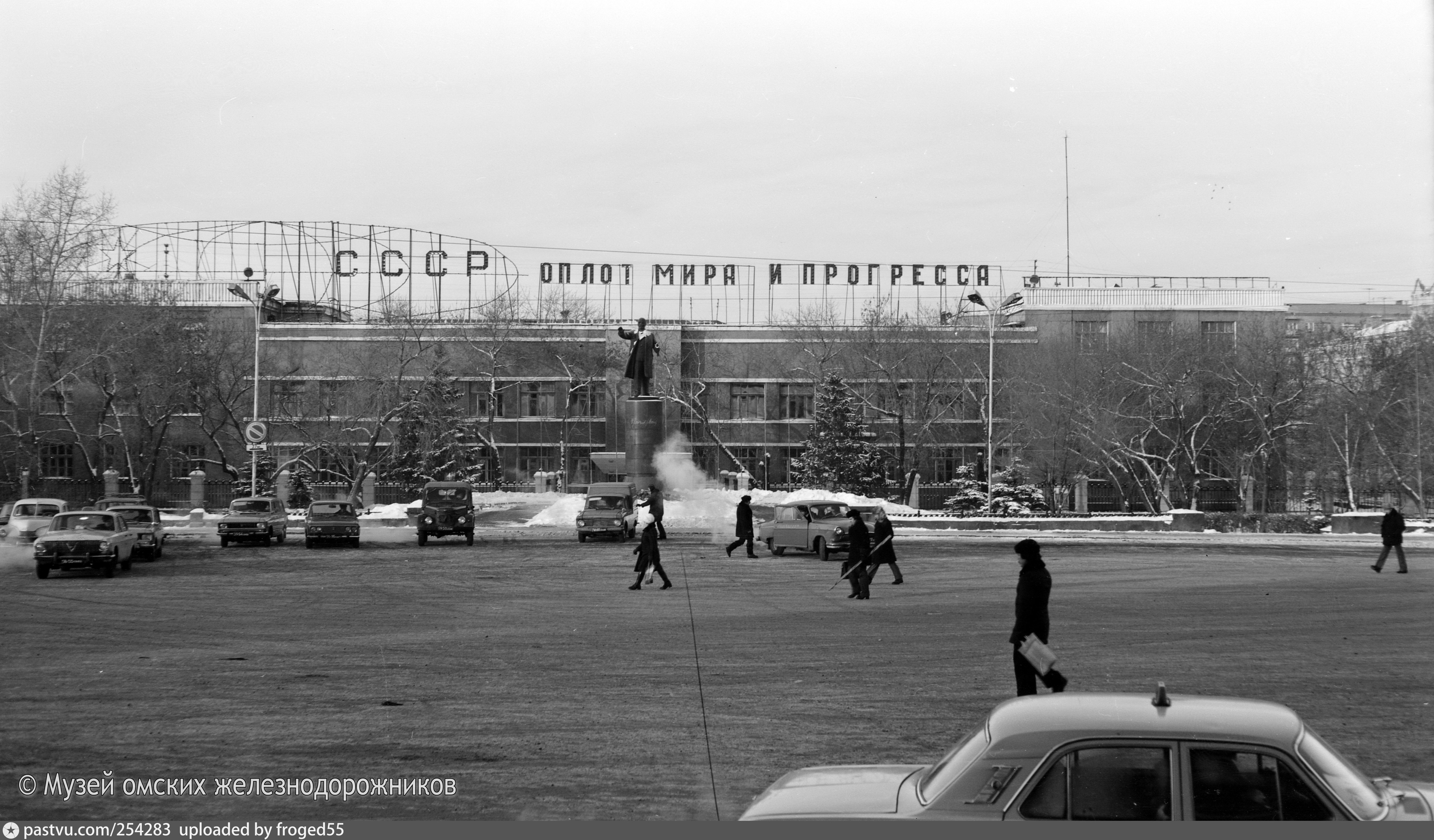 привокзальная площадь омск