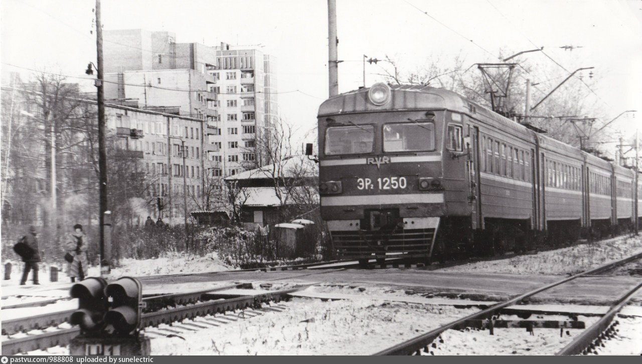 Электричка спб татьянино. Татьянино (платформа). Гатчина 1995. Татьянино Гатчина. Гатчина в СССР.