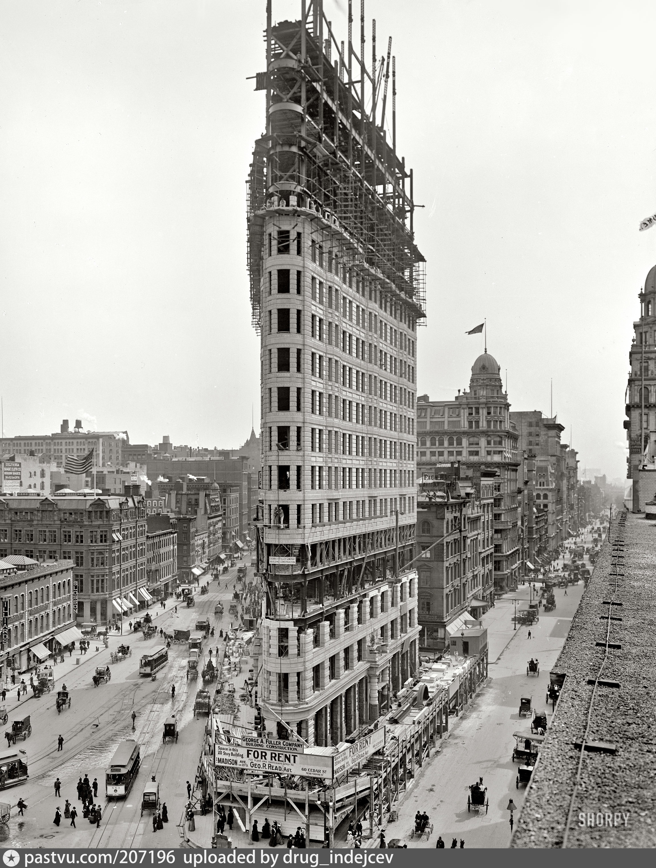 Fuller building. Флэтайрон-Билдинг Нью-Йорк 1902. Флэтайрон -Билдинг Нью Йорк 1902 год. Флэтайрон Нью Йорк. Небоскреб Флэтайрон Нью Йорк.