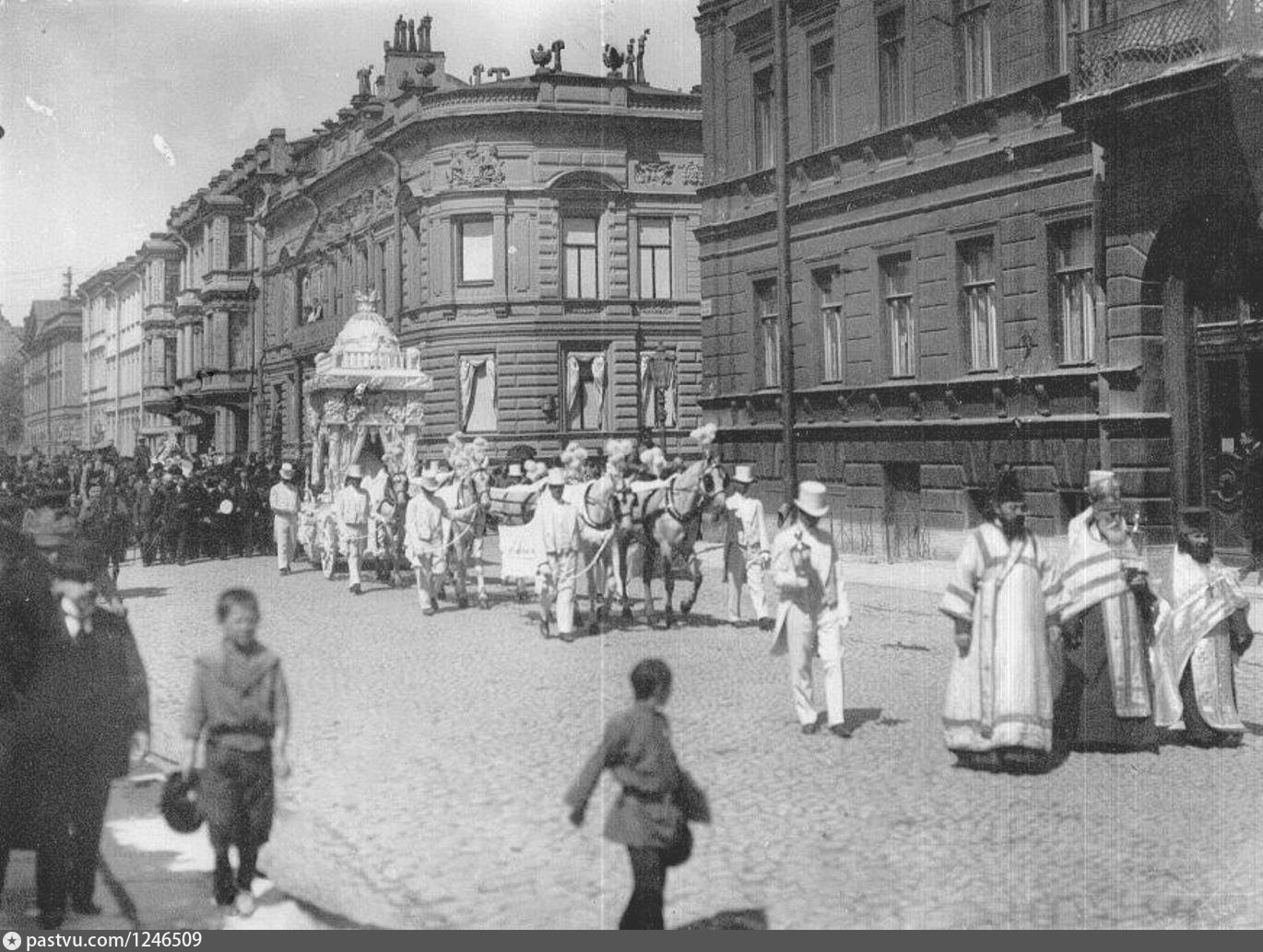 Фото петербург архив. Дом барона Фредерикса в СПБ. Конногвардейский переулок Санкт-Петербург. Особняк Фредерикса на Почтамтской. Дом барона Фредерикса (1830 год, Владимирский проспект, д. 13).