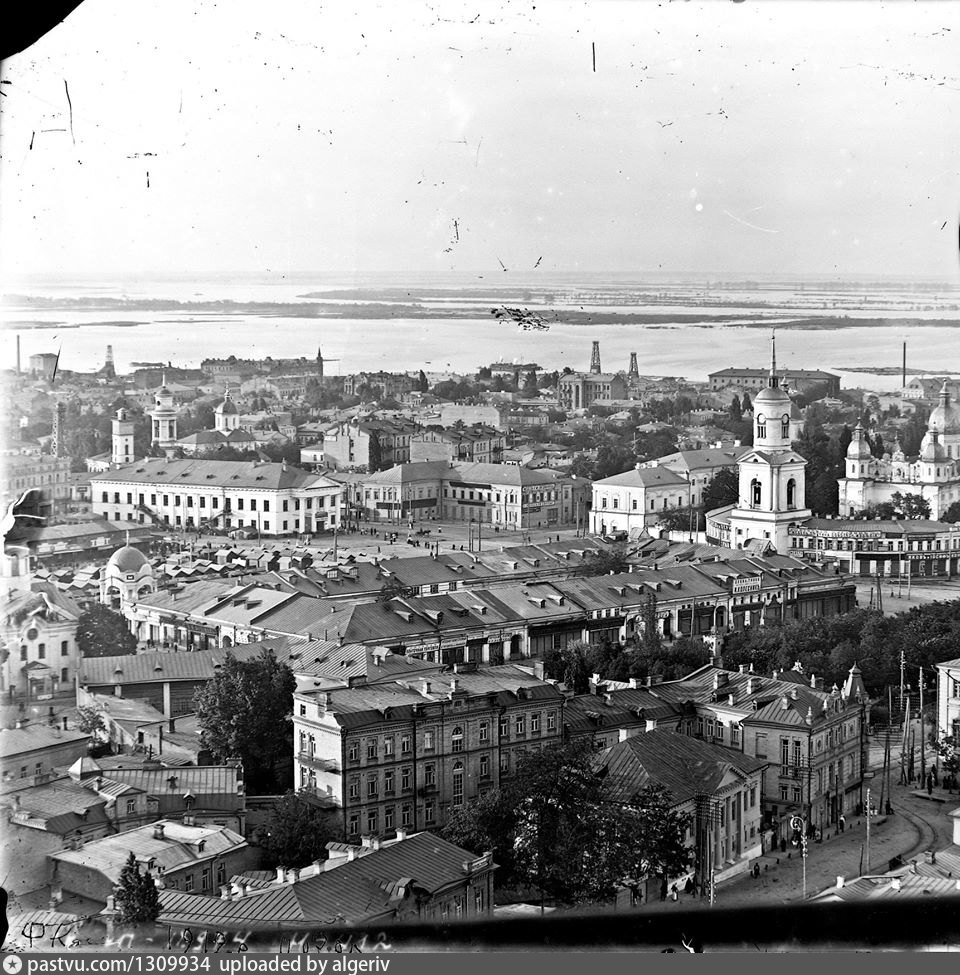 Кто жил в киеве. Контрактова площа. Киев и киевляне на фотографиях 1970-1979. Фото подол Контрактовая площадь. Контрактовая площадь реконструкция.