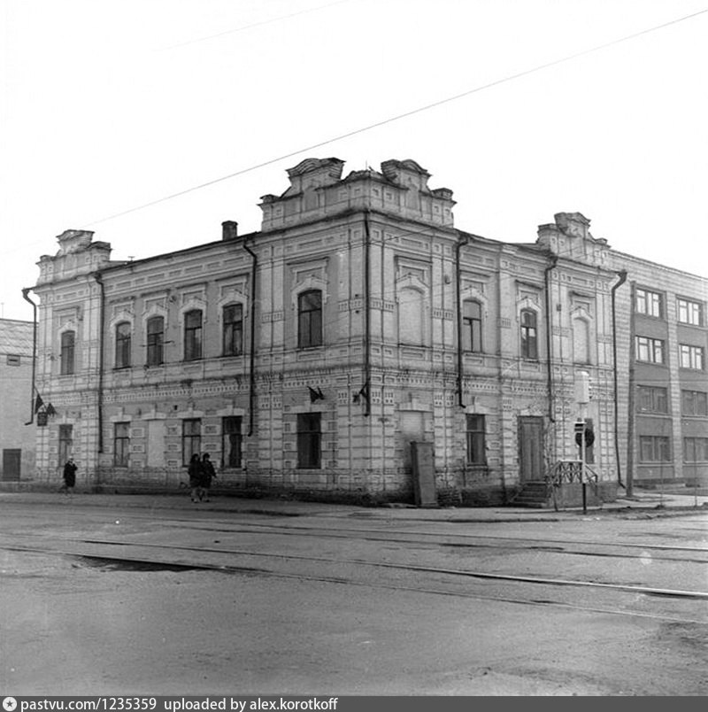 Год постройки 1975. Роза Люксембург Томск. Ул. розы Люксембург, 18. Розы Люксембург 100 Томск. Роза Люксембург 18 Томск.