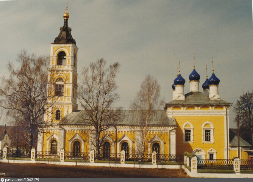 Лакинск. Лакинск Церковь Казанской иконы Божией. Ундол Лакинск храм Владимирская. Казанский храм Лакинск. Церковь в Лакинске Владимирской области.