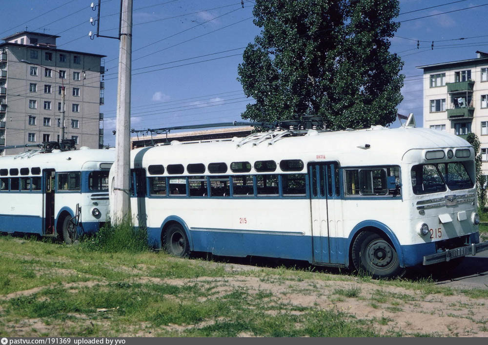 Конечная 2 1. Троллейбусные поезда МТБ-82. МТБ-82/82д троллейбусный поезд. МТБ-82 троллейбус с прицепом. МТБ 82 сцепка.