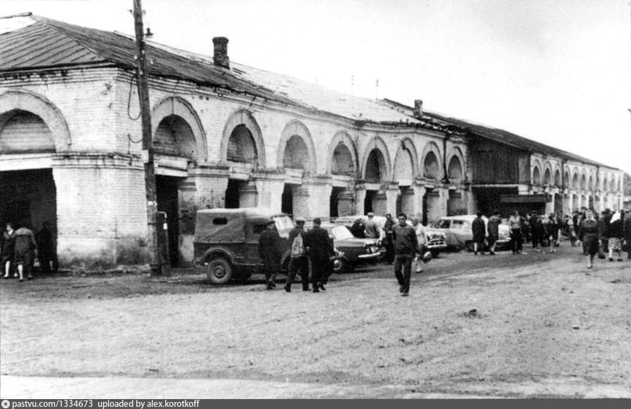 Гостиный двор старые фото