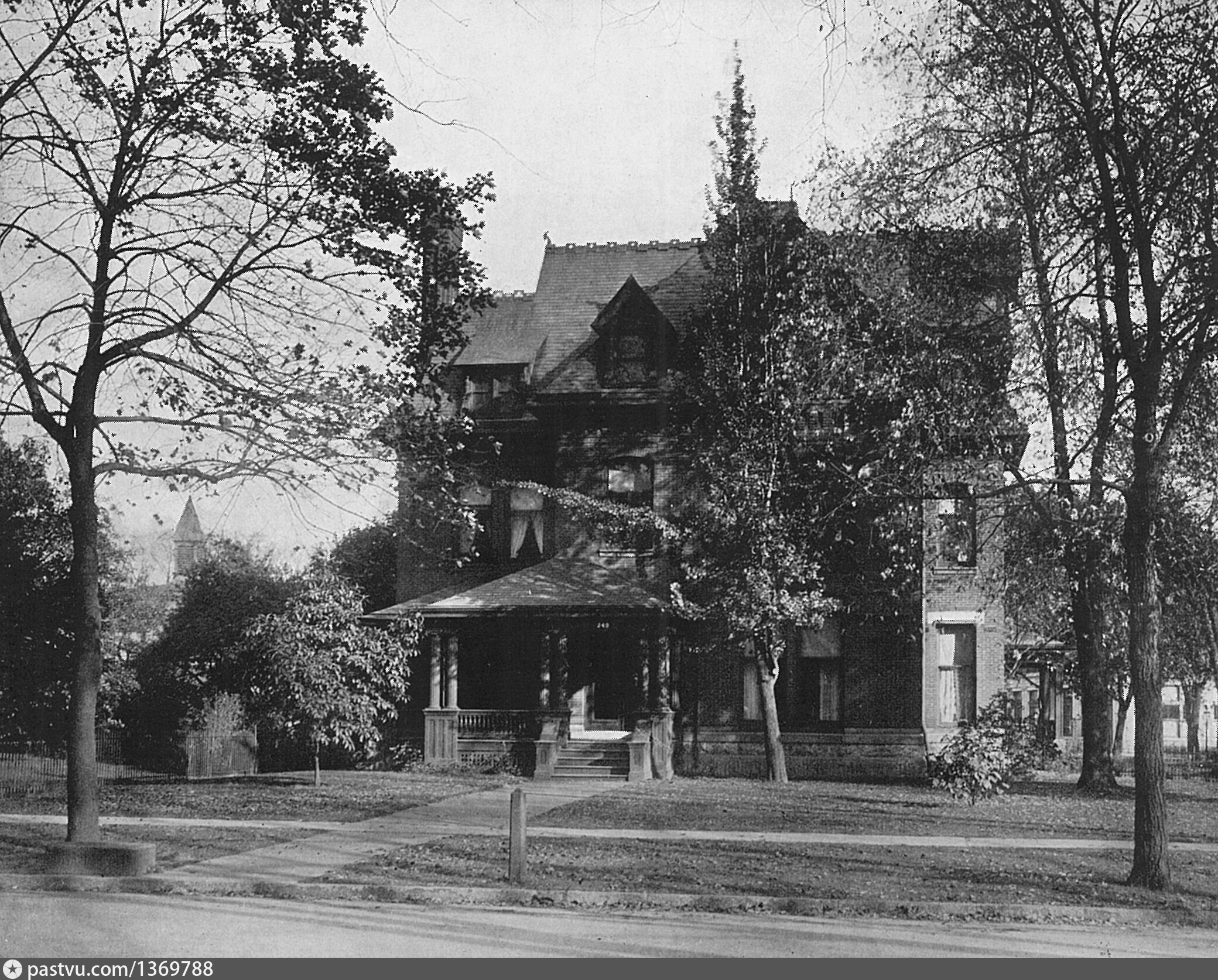 Home of Judge Albert Haight, 249 Linwood Avenue