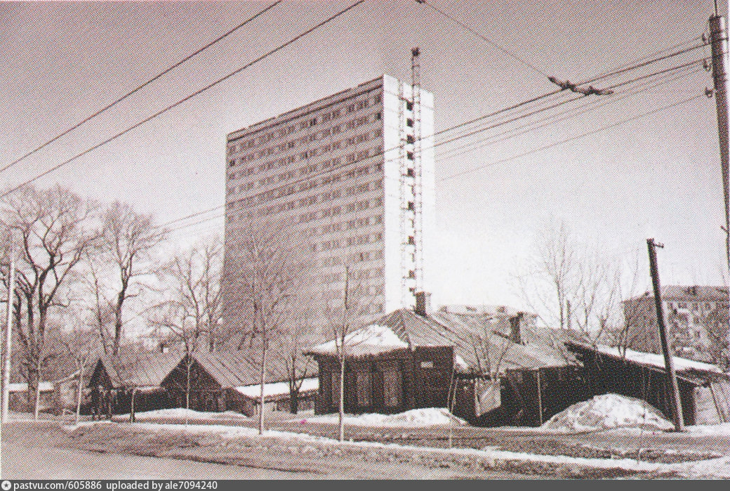 Дом 16 фото. Улица Есенина Рязань СССР. Есенина 16 Рязань. Рязань Есенина 16 этажка. 16 Этажный дом старый.