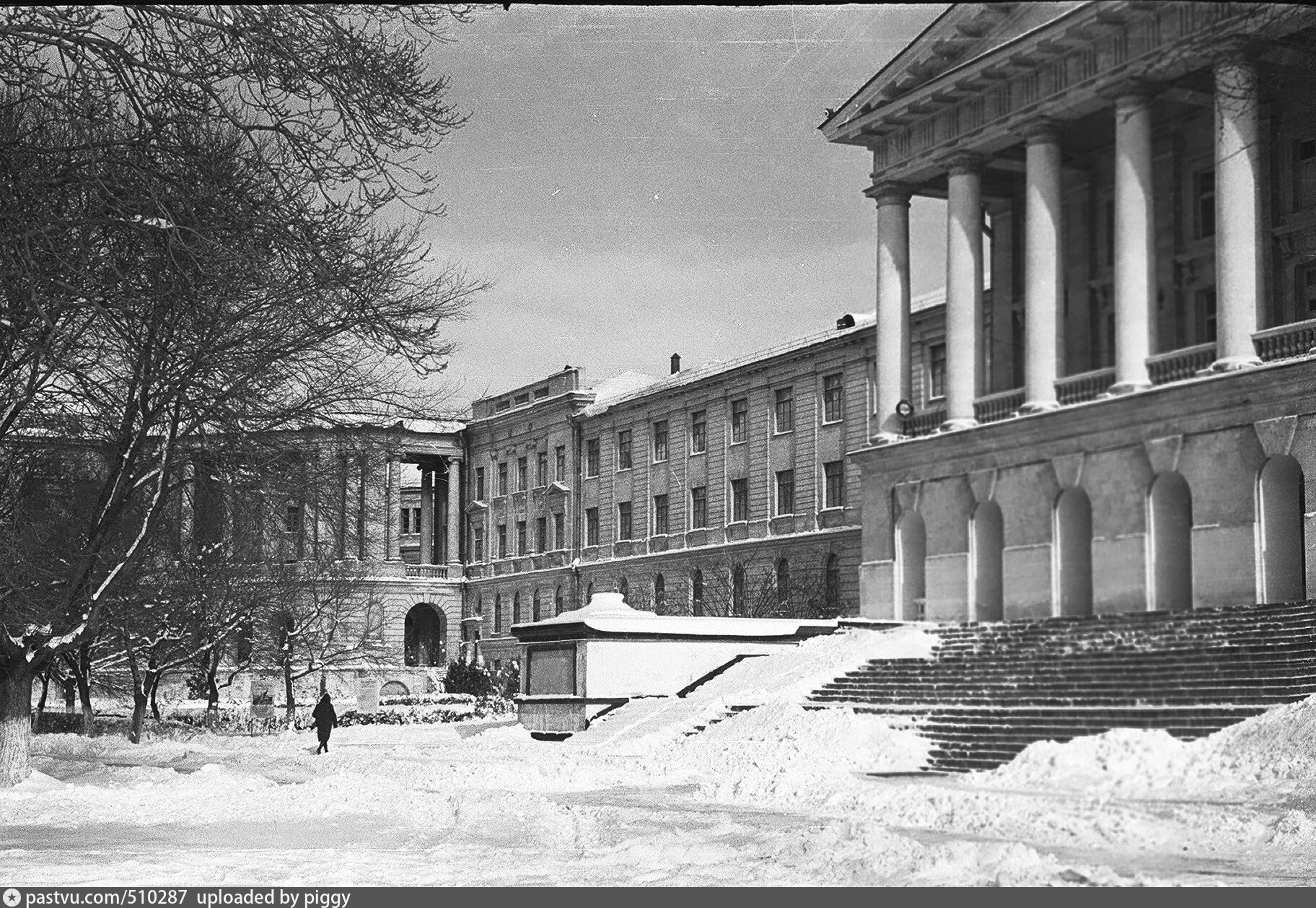 училище голландия в севастополе