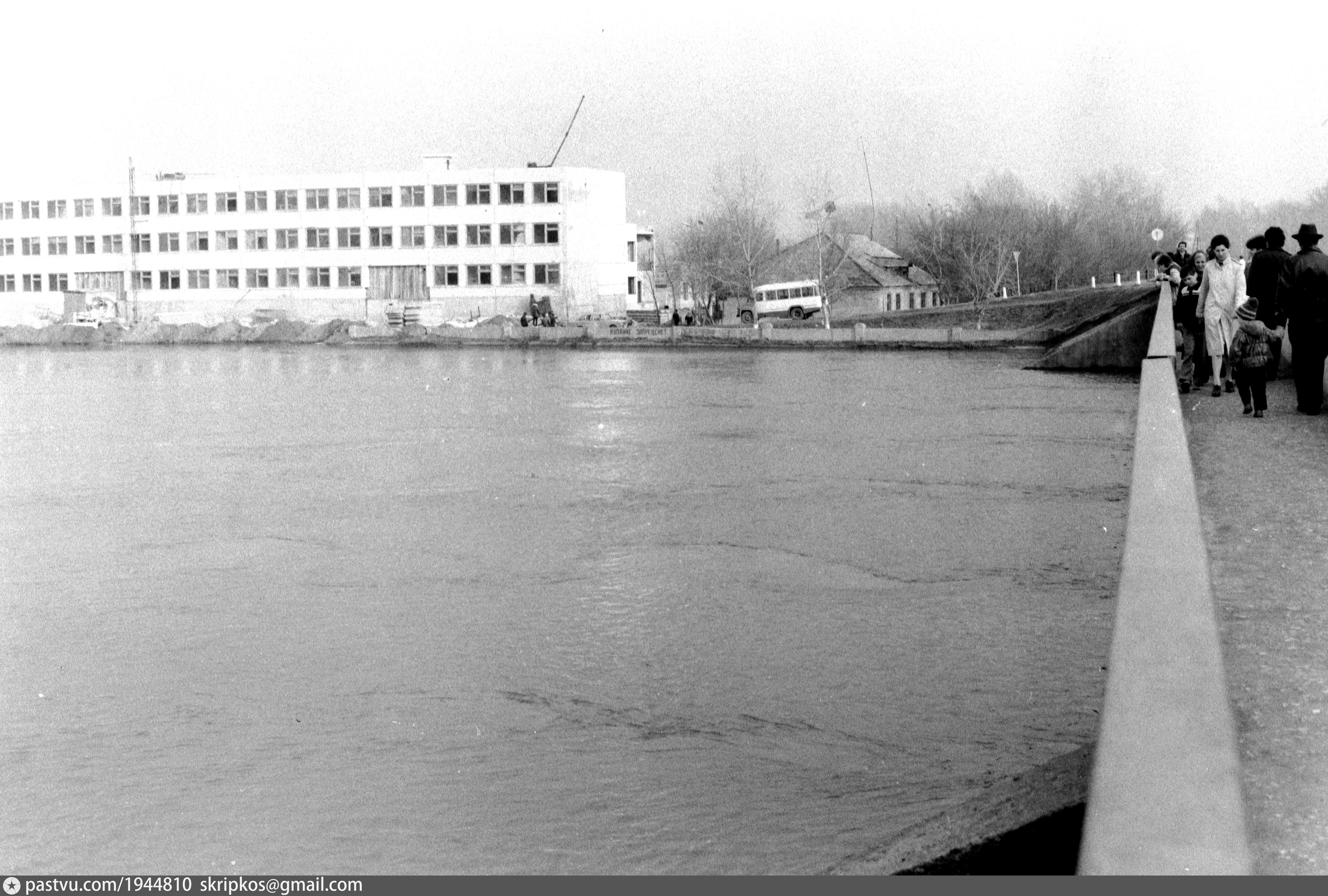 Наводнение Курган 1987. Наводнение Курган 1970. Паводок Курган. Наводнение в Кургане 1994.