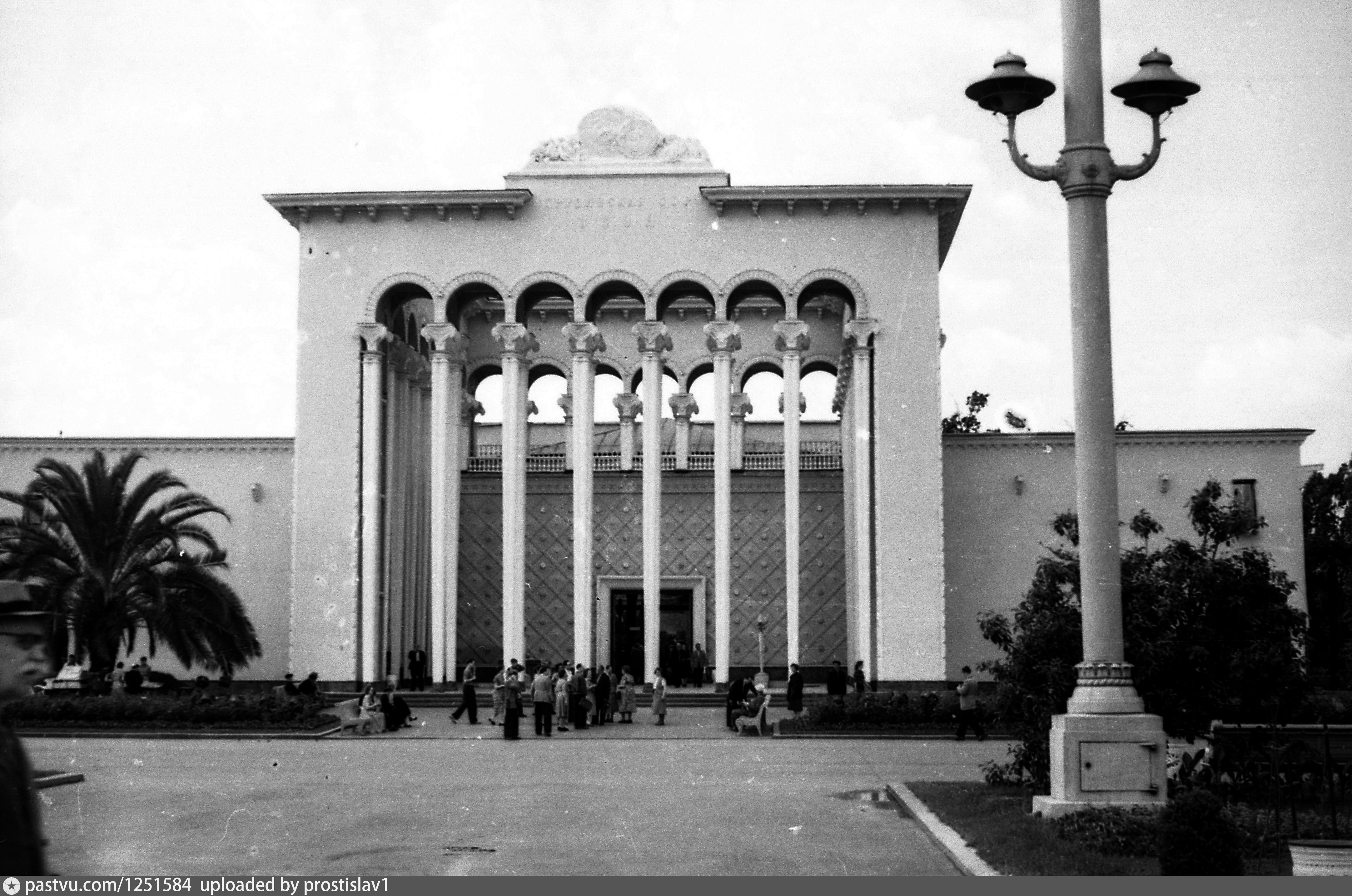 Павильон грузия на вднх фото