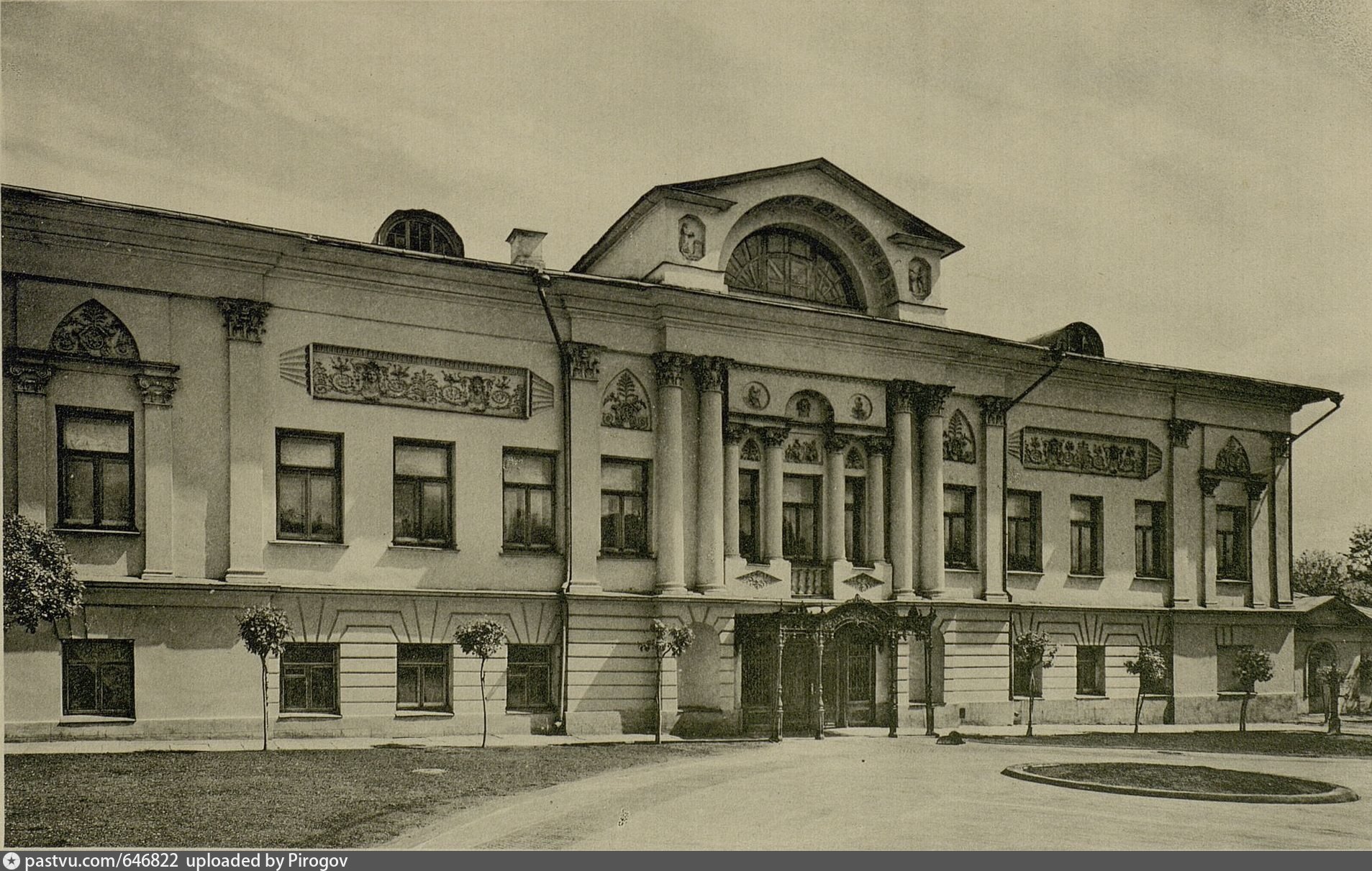 Дом троекурова. Усадьба Трубецких Бове. Дом Бове в Петровском переулке. Дом Трубецкой Бове. Дом Трубецких в Петровском переулке.