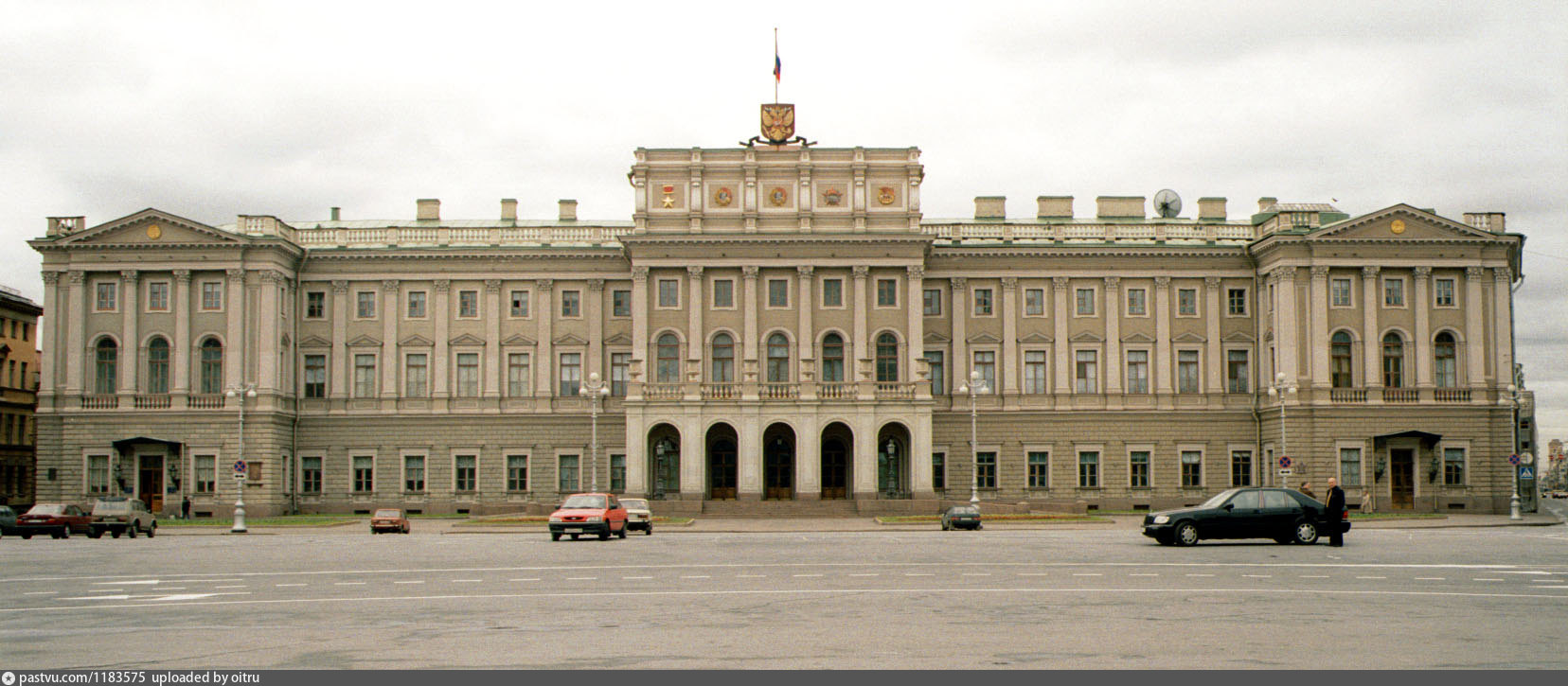 мариинский дворец в киеве