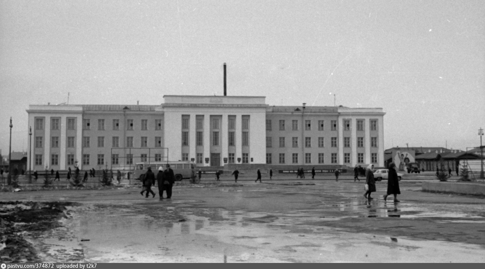 Обком. Обком партии Павлодар. Обком партии Фергана. Обком партии 1970. Павлодар обком партии СССР.