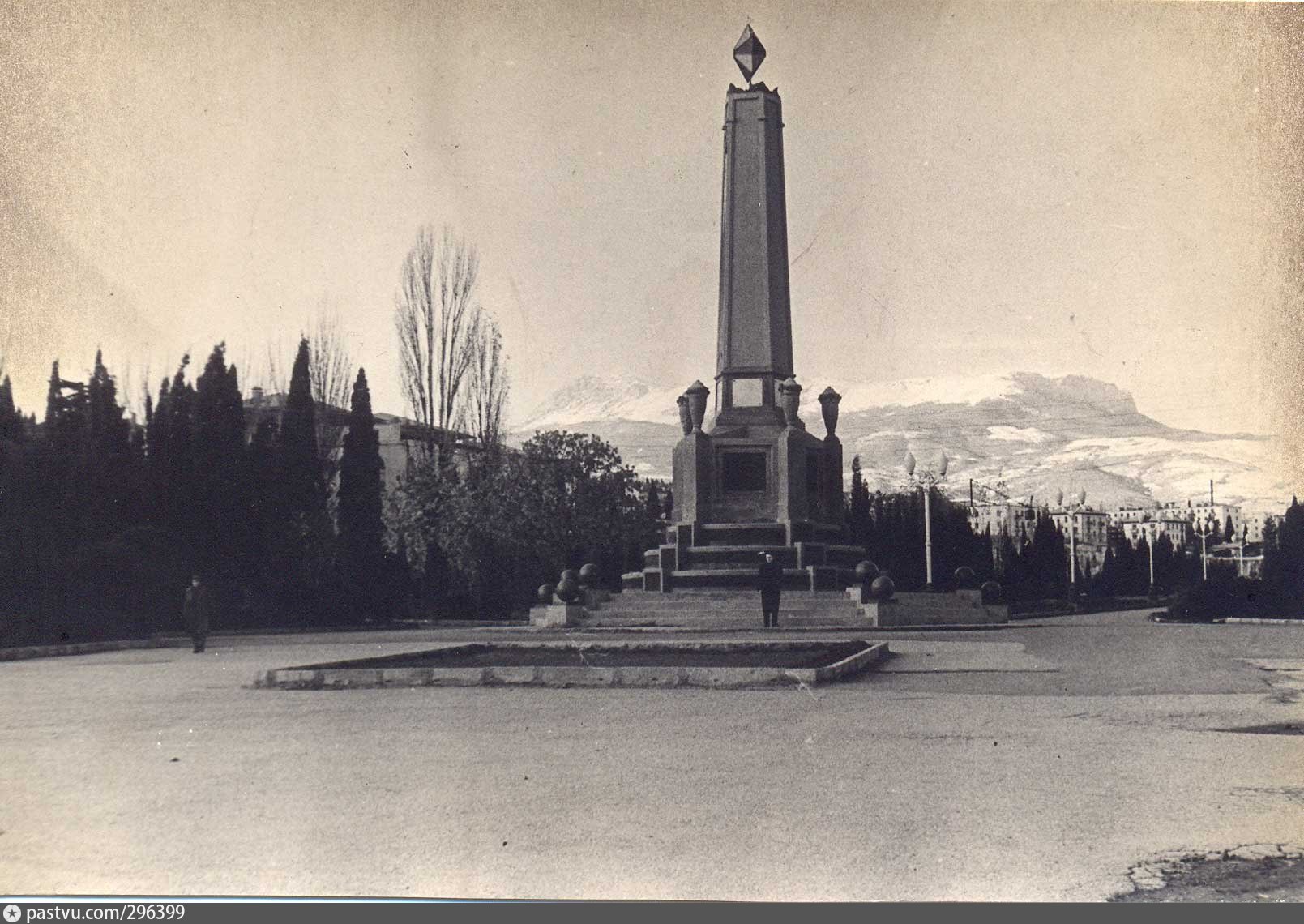 площадь советская алушта