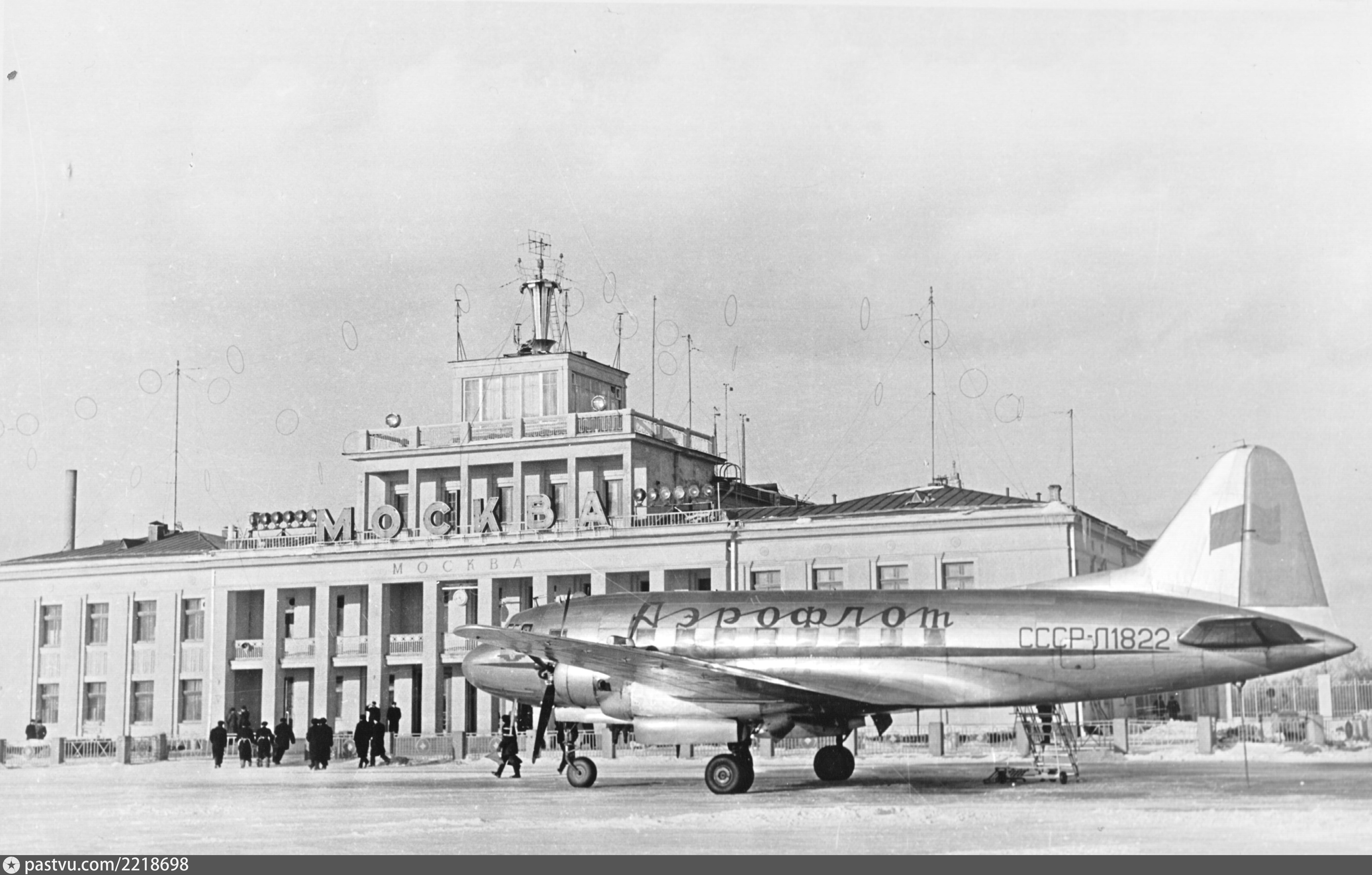 Аэропорт пулково 1965 год. Музей истории внуково. Внуково аэропорт 1960. Аэродром мурмаши. Аэропорт 20 30.