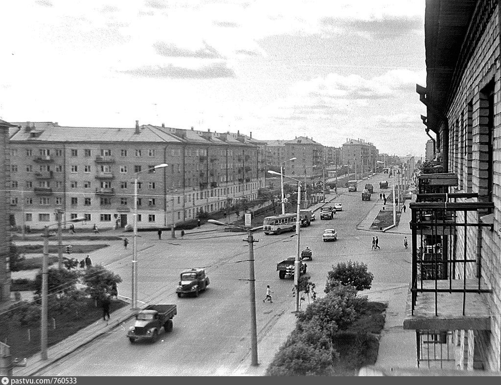 Ул х. Улица Воровского Киров. Улица Воровского Киров раньше. Город Киров в 1960. Октябрьский проспект в 1960.