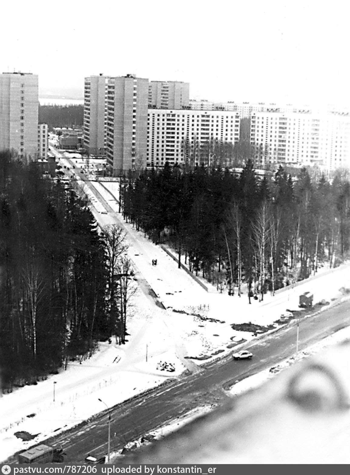 октябрьский проспект москва