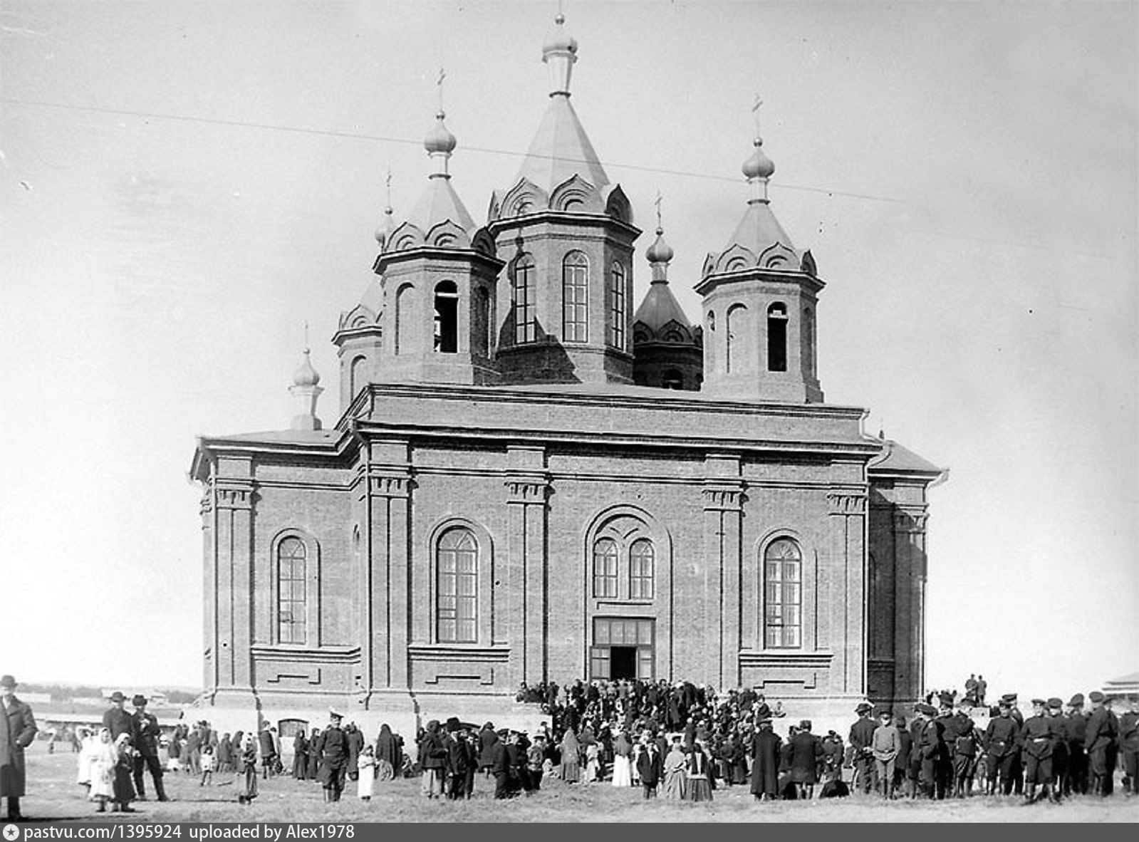 5 минусинск. Вознесенский храм Минусинск. Церковь Вознесения Господня Минусинск. Минусинск Спасский собор 19 век. Храм Вознесения Господня Минусинск Корнева 15.