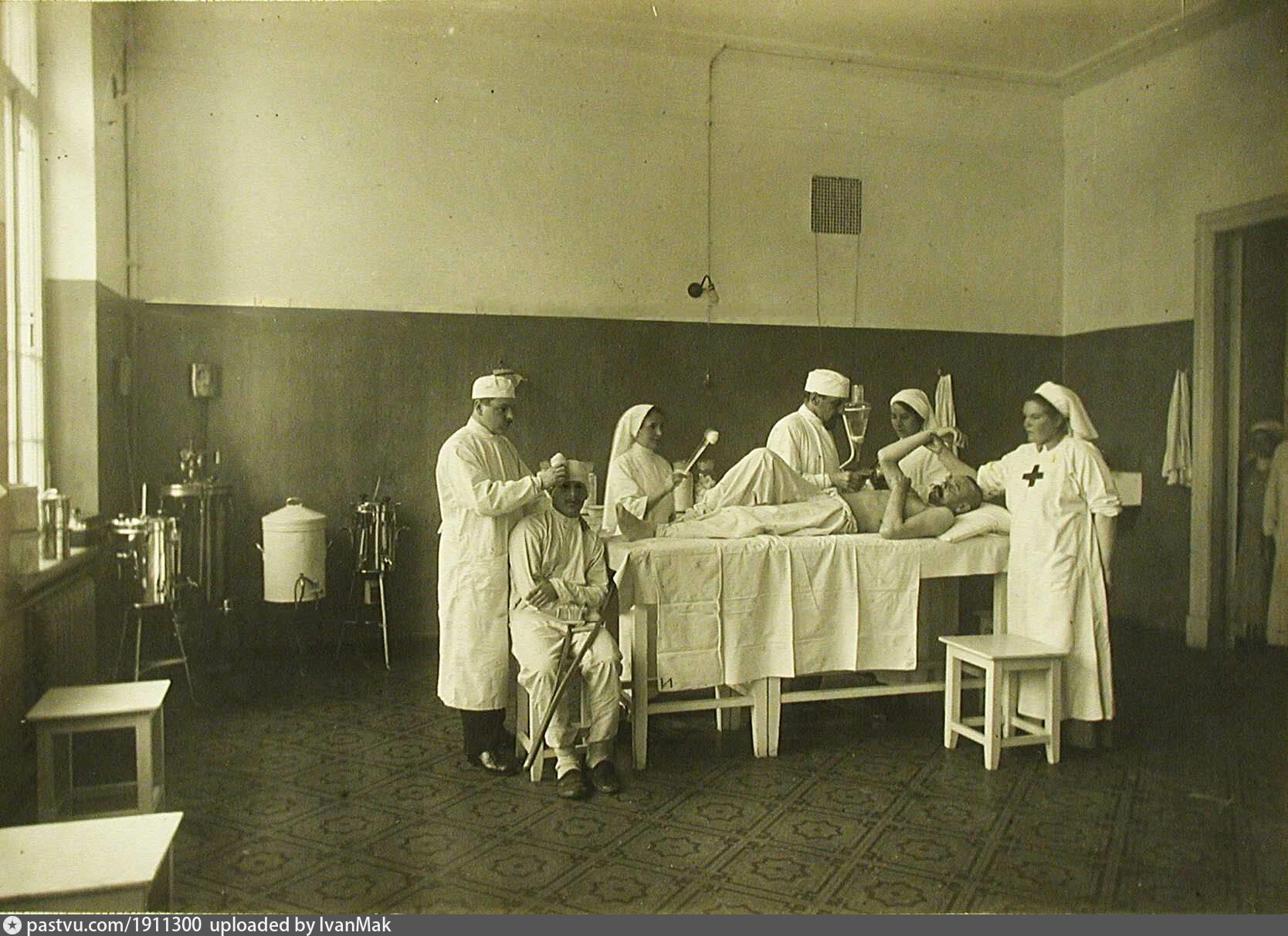 15 госпиталей. Военный госпиталь 19 век. Госпиталь в Российской империи. Сестры милосердия, госпиталь милосердия Франция, 1914г.. Колпанский госпиталь 1914.