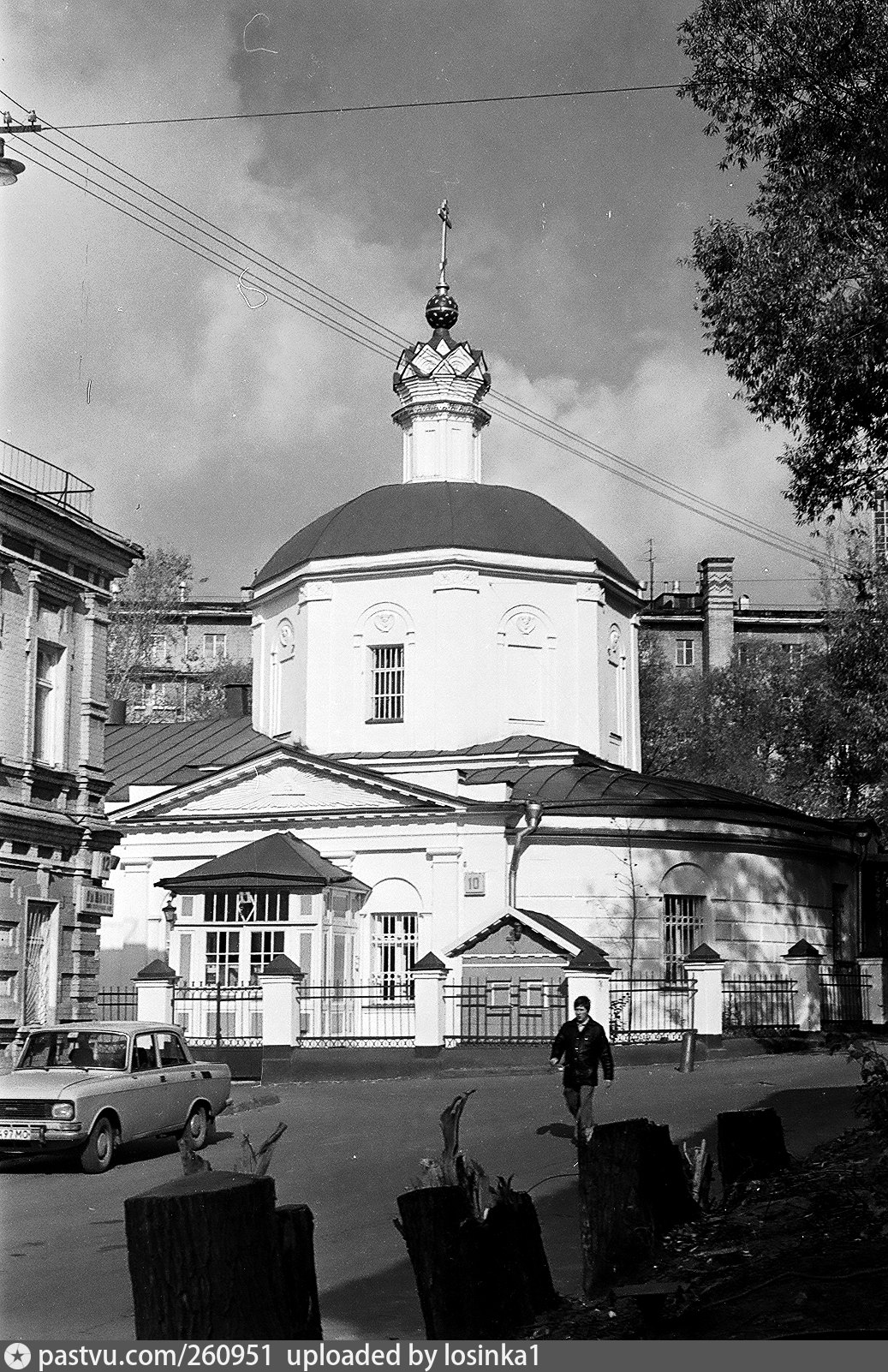 Храм на лыщиковой горе сайт. Храм Покрова Пресвятой Богородицы Лыщиков переулок. Церковь Покрова на Лыщиковой горе. Храм Покрова Божией матери на Лыщиковой горе трапезная. Храм на Лыщиковой горе Таганка.