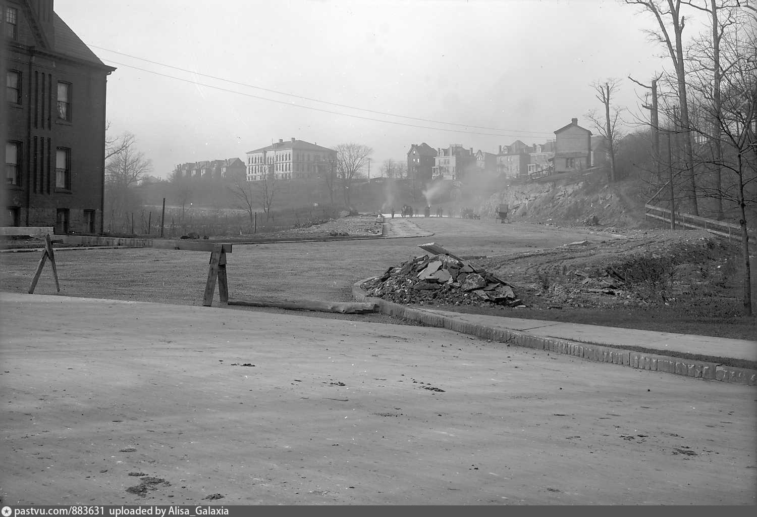 Wilkins Avenue at South Dallas Avenue