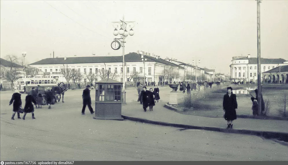 Город 60. Площадь Советская Кострома Старая. Кострома 1990 год. Улица Советская в Костроме 70 года. Кострома 1975 год улица Советская.