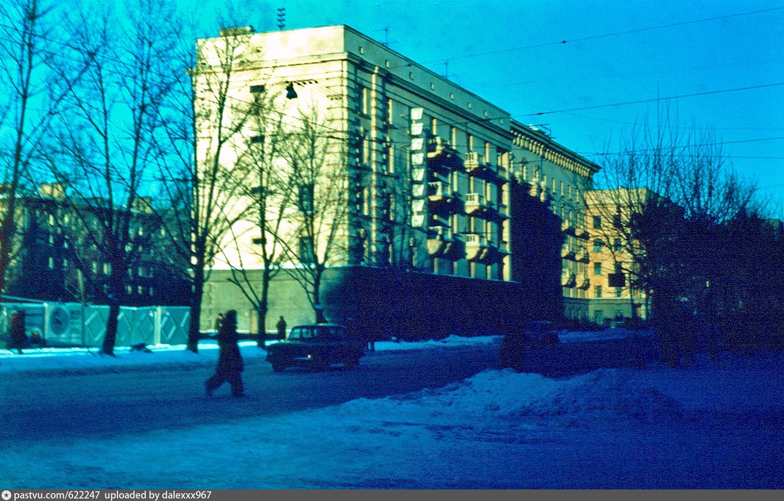 Кондратьевский проспект метро