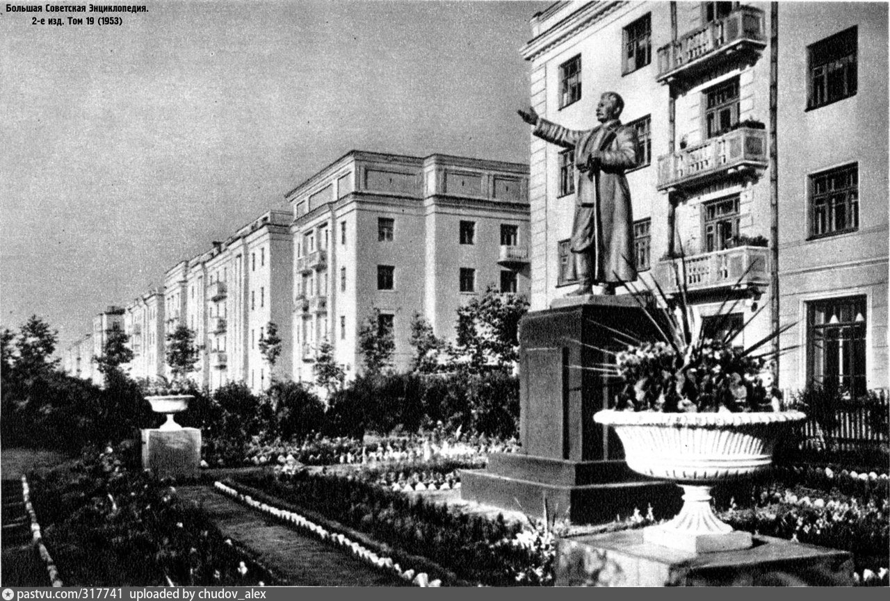 Памятник Сталину в Твери пр Чайковского
