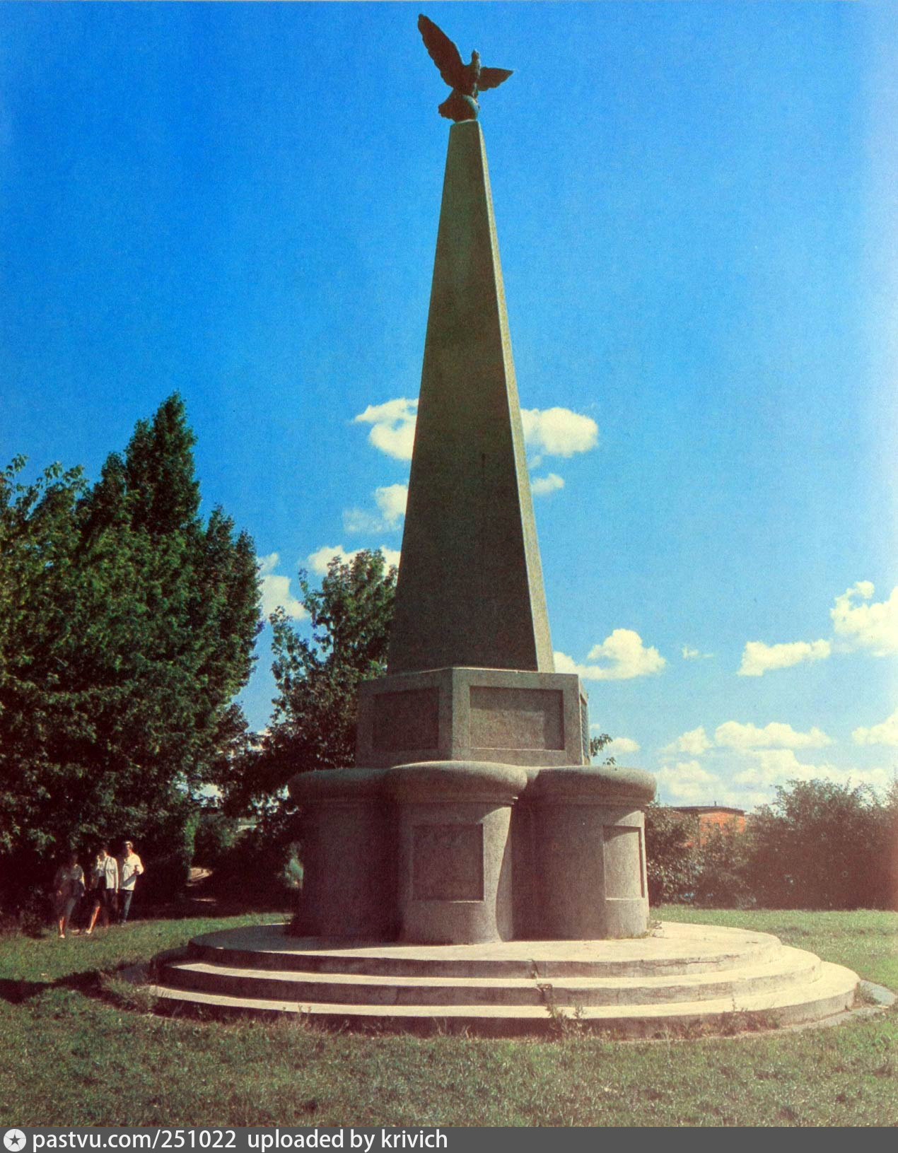 Памятник Софийскому полку в Смоленске