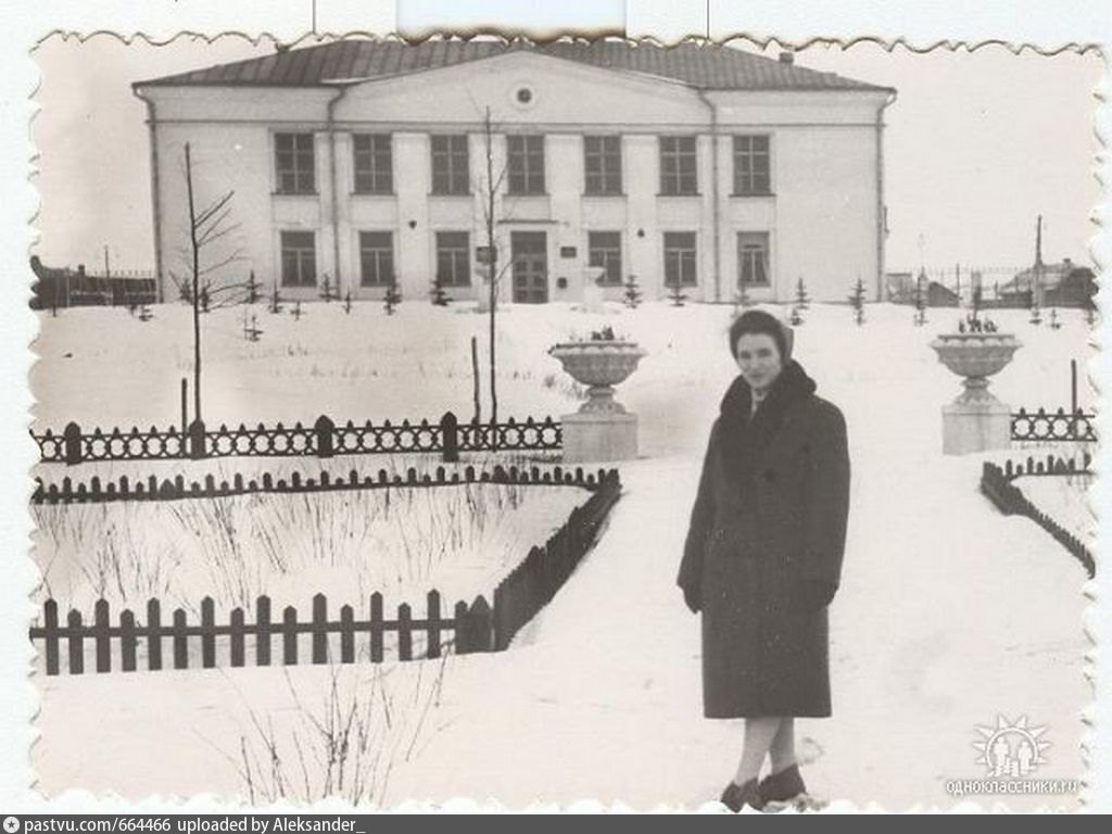 Фото старого чехова. Старый город Чехов. Город Чехов в 20 веке. Город Чехов в прошлом. История города Чехов.