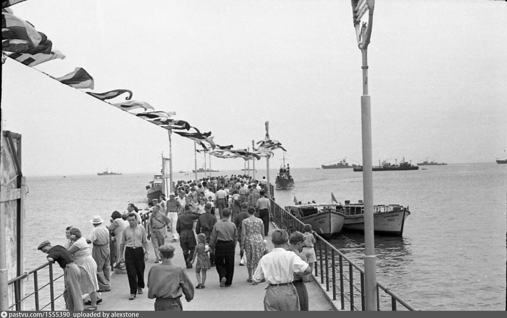 Народная 1963. Теплоход Нарцисс.