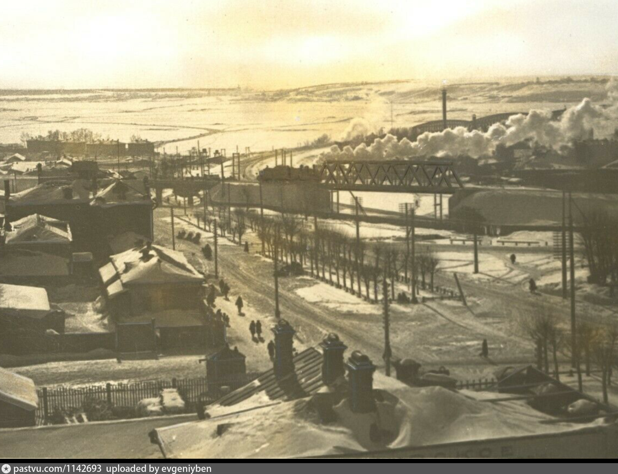 Начало красной. Новониколаевск 1921 год. Новосибирск 1930. Омск 1920-1930. Среднеохтинский проспект 1920 -1930.