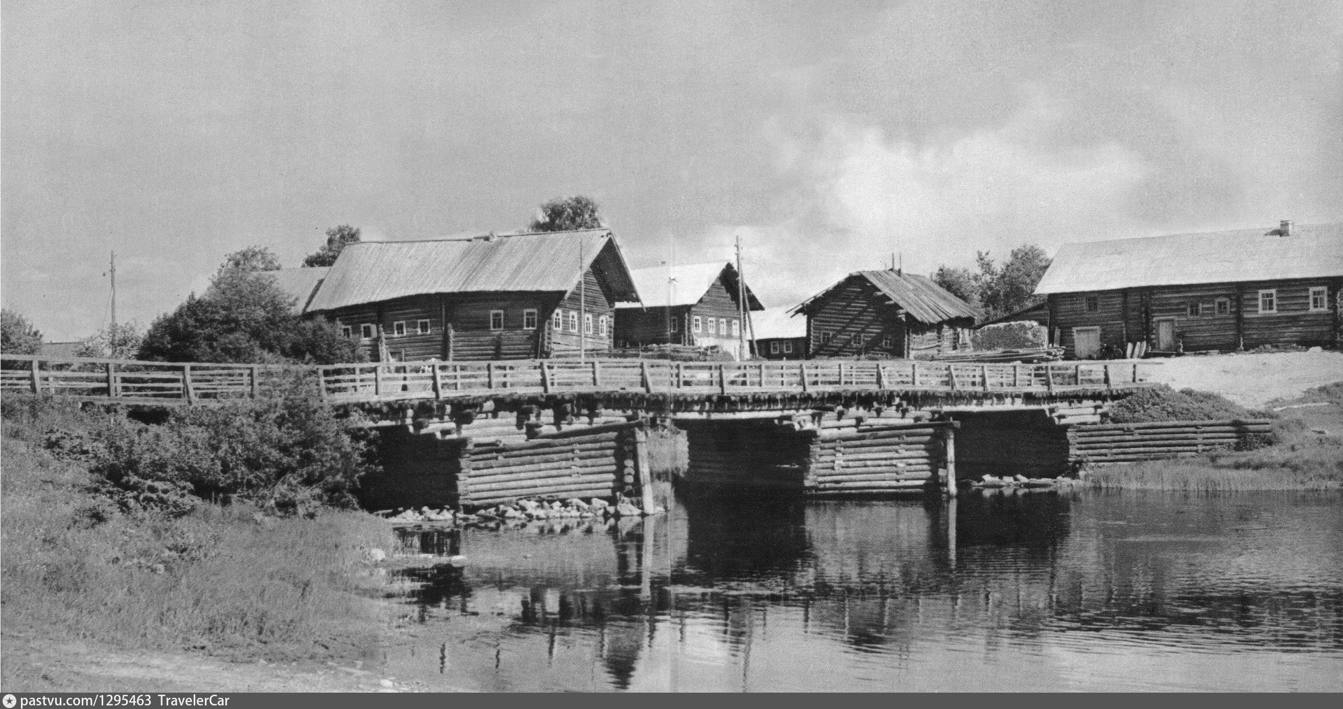 Дер гари. Деревня в 1952. Старые деревни на Онеге. Архангельская область, Каргопольский район, д.гарь. Деревянная деревня в Иркутске Ополовникова.