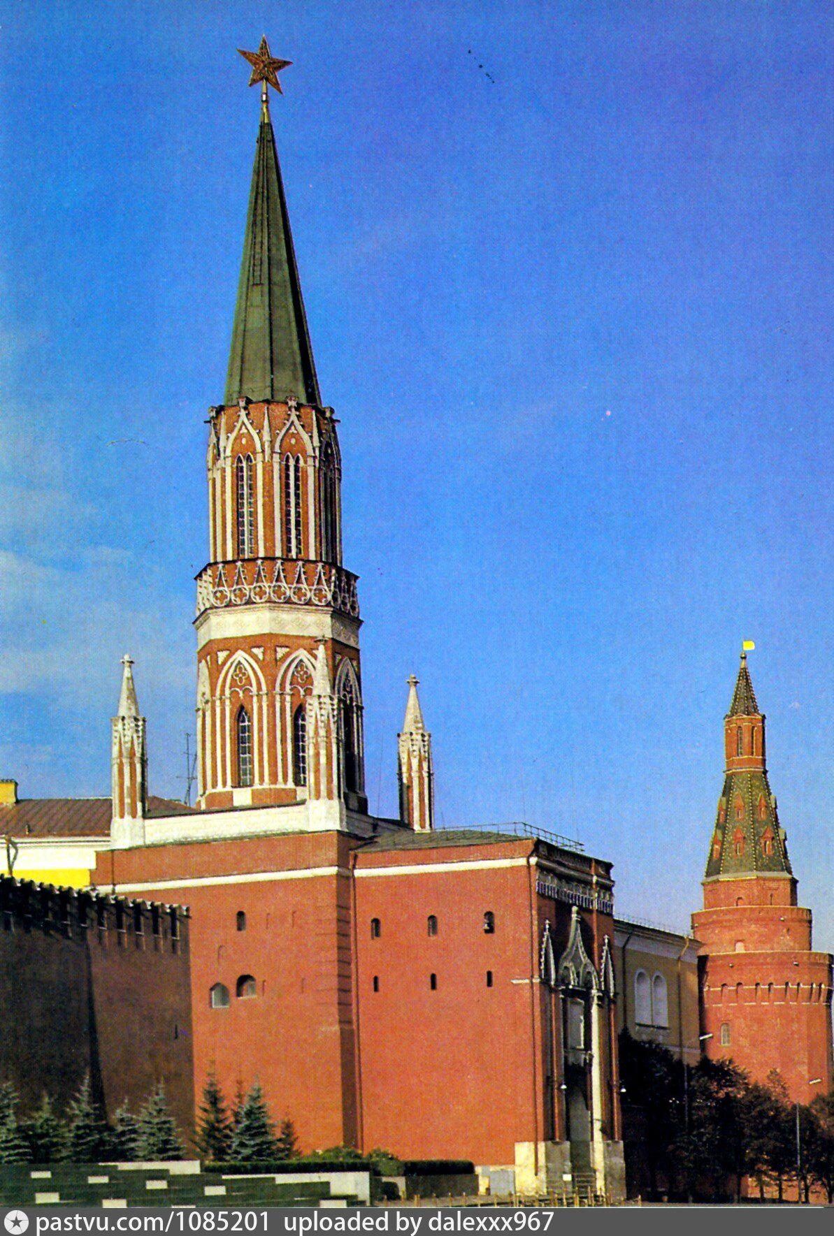 никольская башня московского кремля