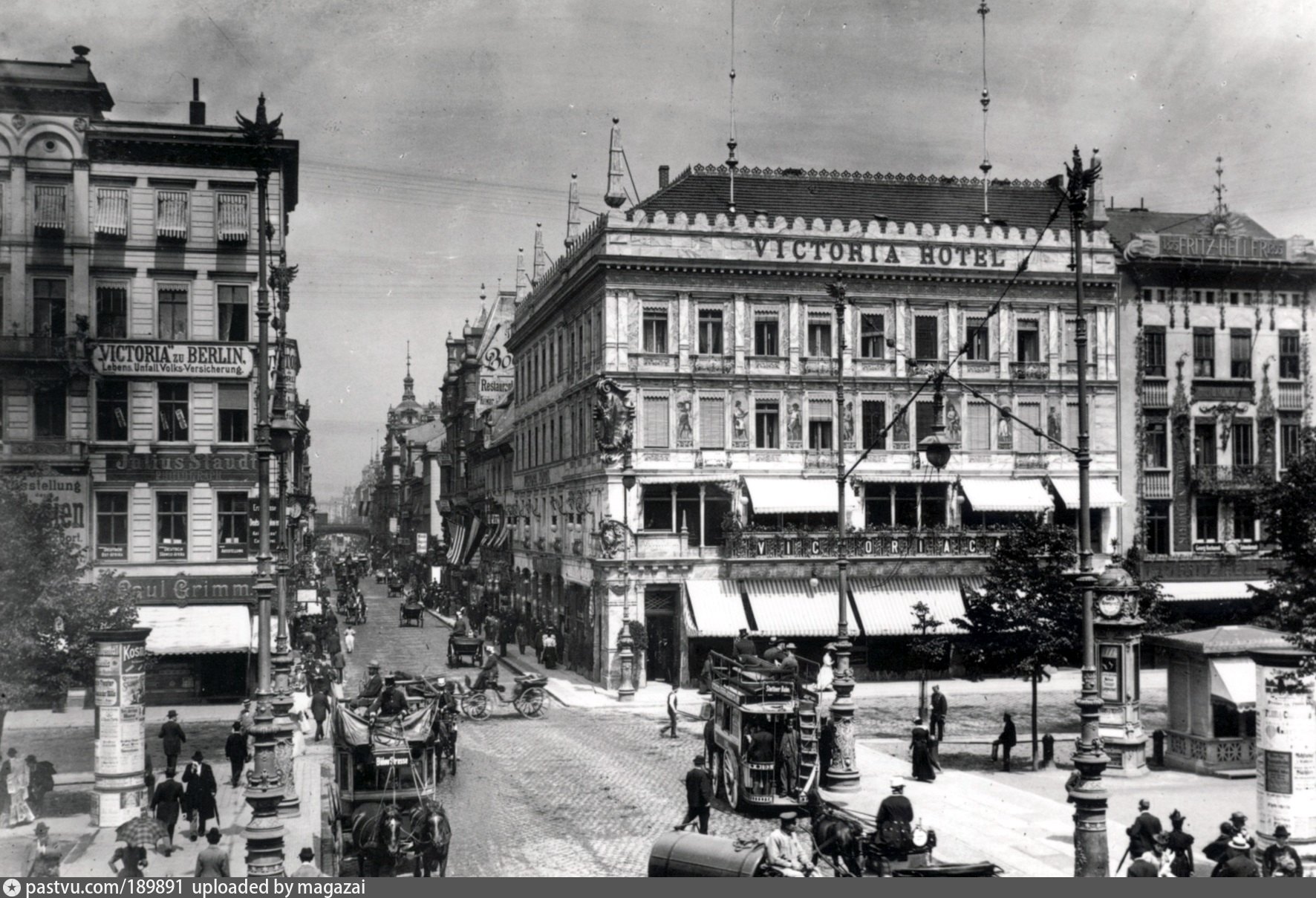 Берлин начала 20 века. Ангальтский вокзал Берлина XIX века. Старый Берлин Friedrichstrasse. Германия 1949 город Берлин.