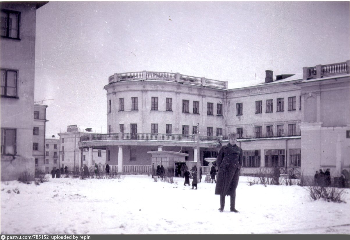 Октябрьское поле старые фотографии