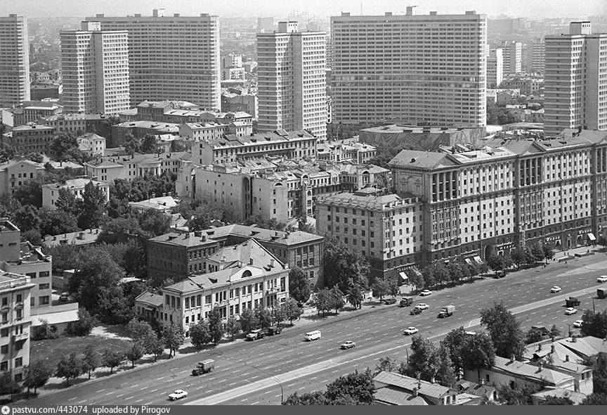 Ул чайковского фото. Улица Чайковского Москва. Новинский бульвар Москва. Новинский бульвар в 50-е годы. Новинский бульвар до революции.