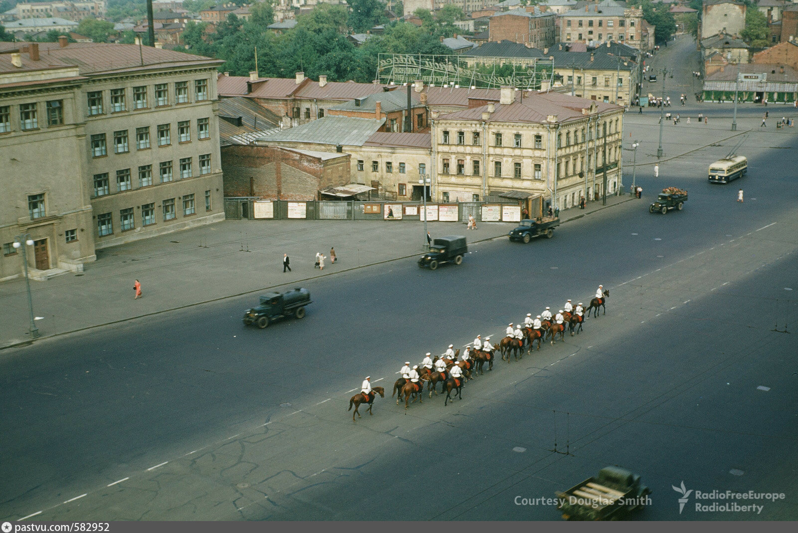 Фото москва 50. Мартин Манхофф Москва. Мартин Манхофф архив СССР. Москва 1950х Мартина Манхофф. Американского майора Мартина Манхоффа.