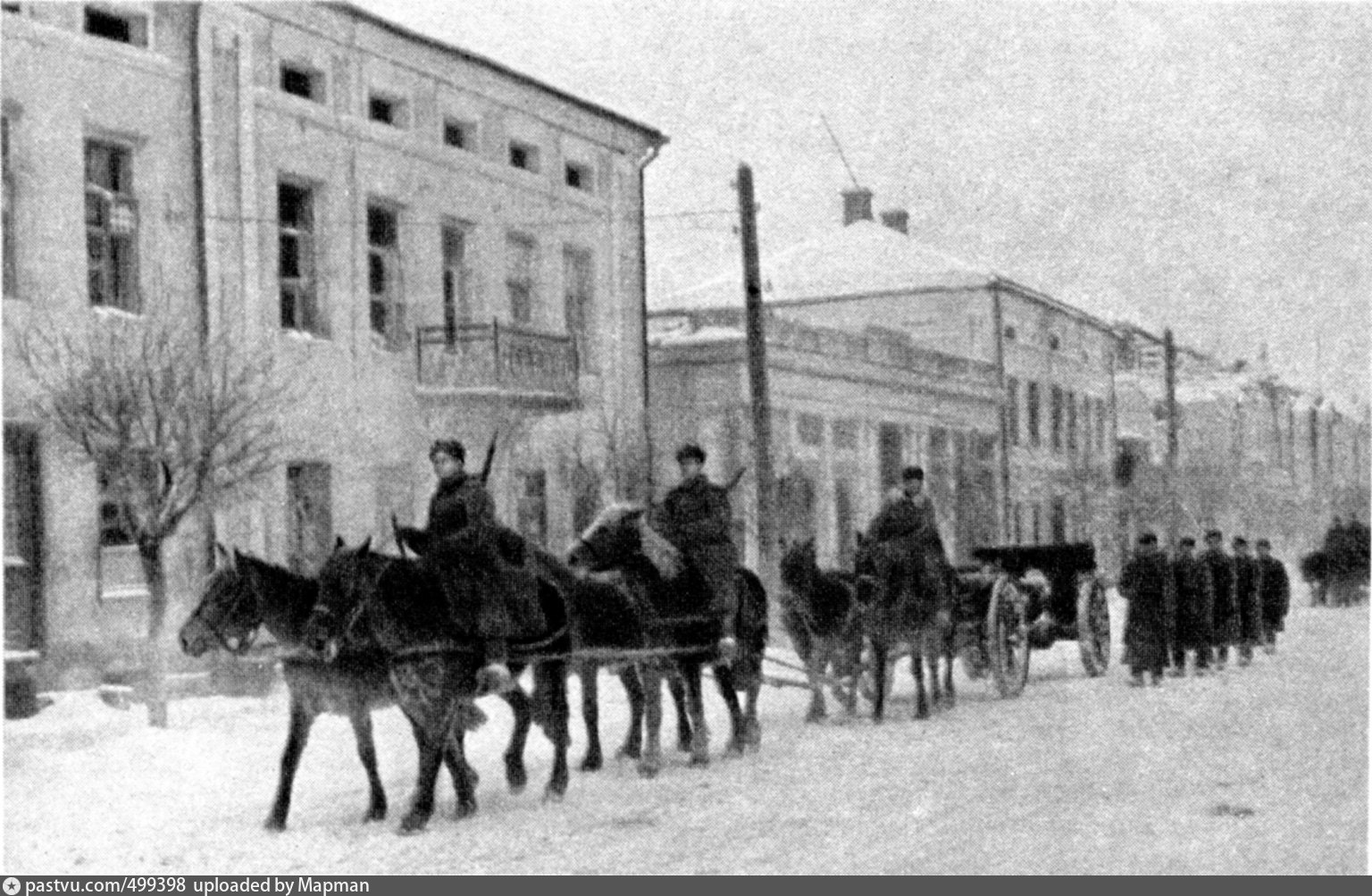 Улицы города верный. Город Калинин 1941 год. Калинин Тверь в годы ВОВ. Город Калинин ВОВ. Город Калинин в годы Великой Отечественной войны.