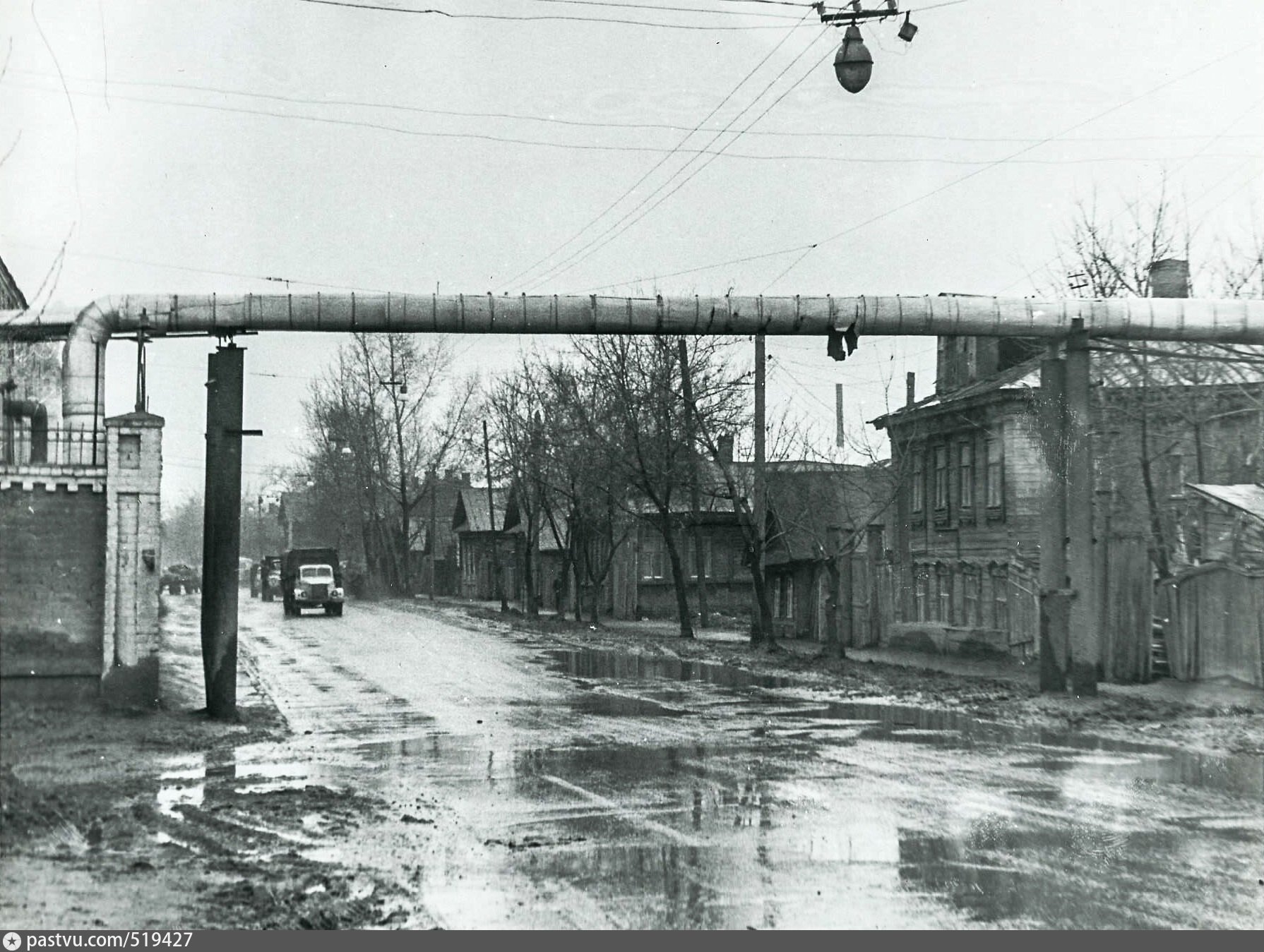 Ново татарск. Казань улица Меховщиков 80. ДК Меховщиков Казань. Старые фотографии Новотатарские Казань. История улицы в Казани Меховщиков.