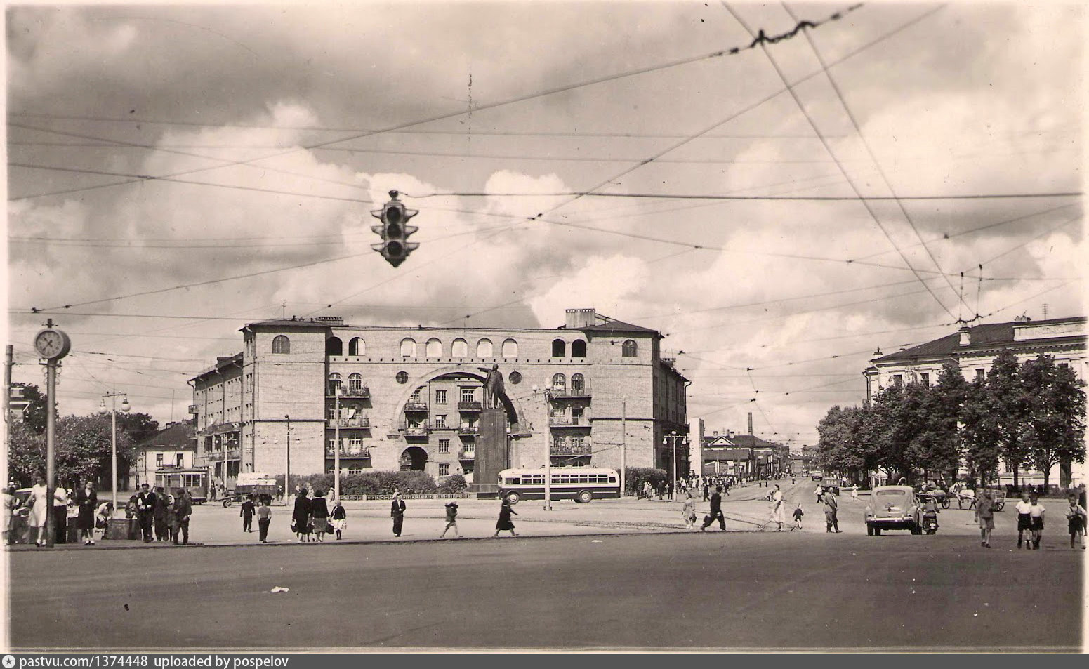 красная площадь ярославль старые