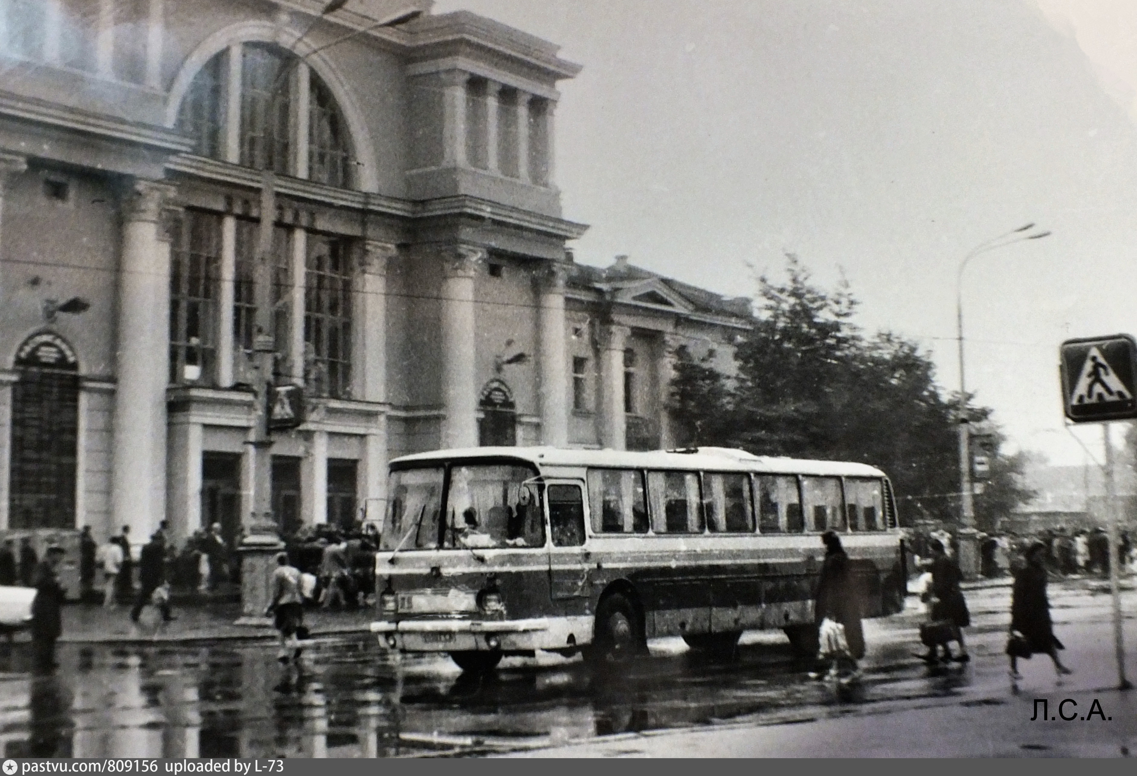 Гомель старые фото. Гомель Привокзальная площадь. Гомель 19 век. Гомель старый вокзал. Гомель старый город.