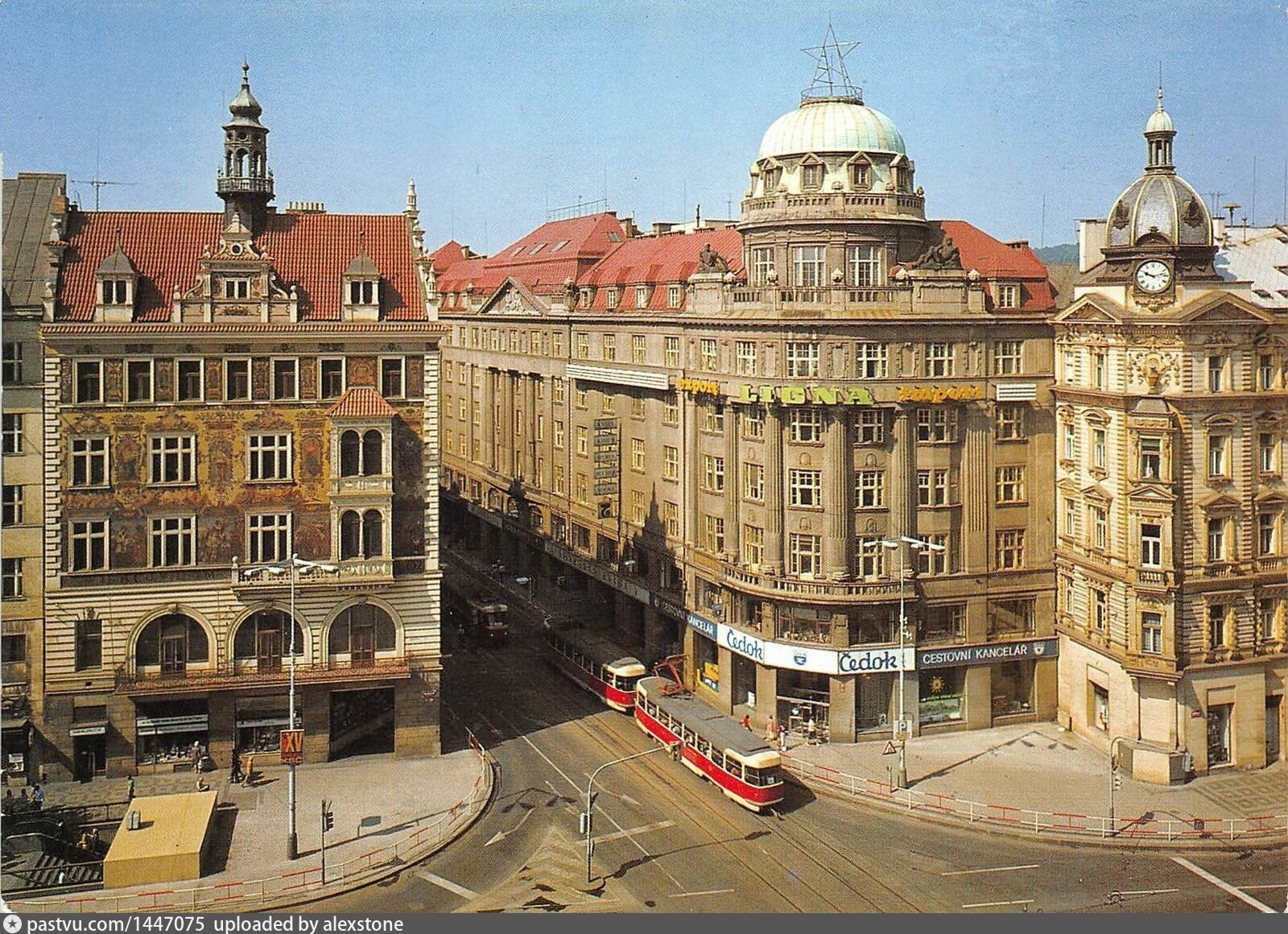 Сборник статей в праге 1921. Прага 1921. Старая Чехия фото. Старая Прага фото. Улицы старой Праги.