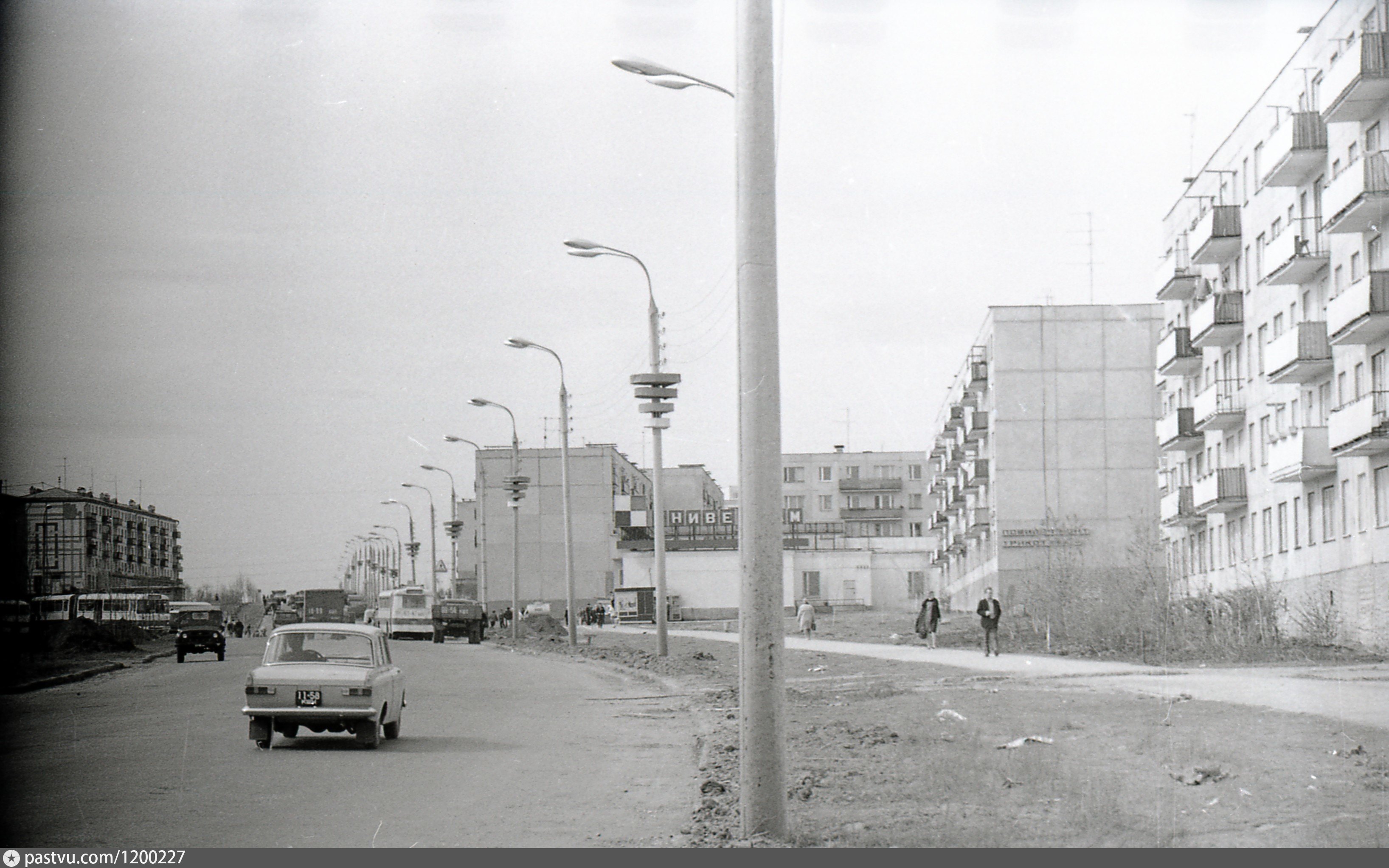 Самары 90. Куйбышев Самара 1990. Куйбышев улица Димитрова. Самара Осипенко 1970. Куйбышев улица Ташкентская 70 е годы.