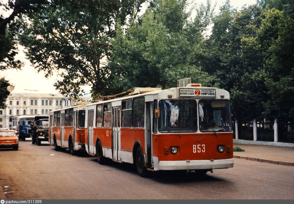 Троллейбус поезд. ЗИУ 682. ЗИУ-9 троллейбус. ЗИУ-682 (ЗИУ-9). ЗИУ 682 Самара.