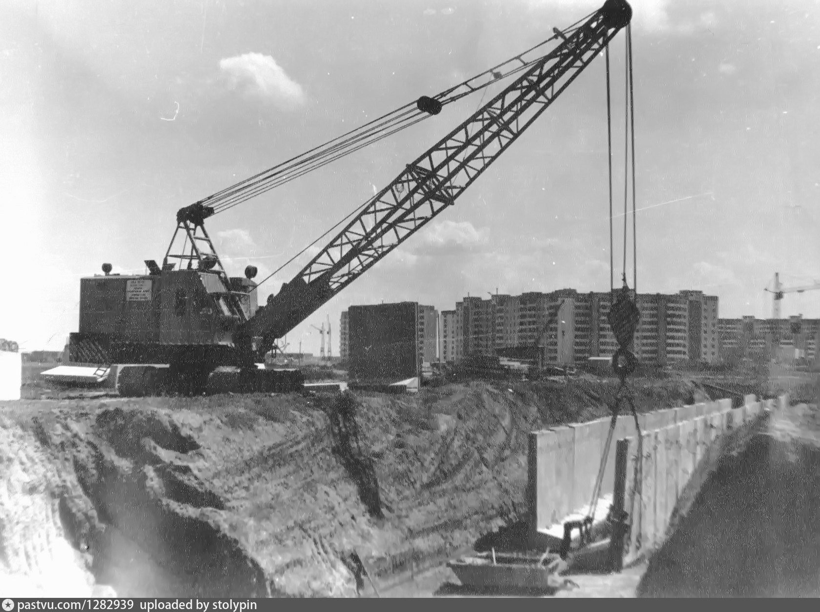 Прокладка сетей водоснабжения и канализации