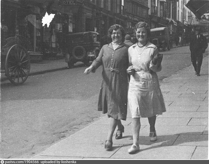 Edith Hallworth with her daughter Annie walking down the Great Darkgate ...