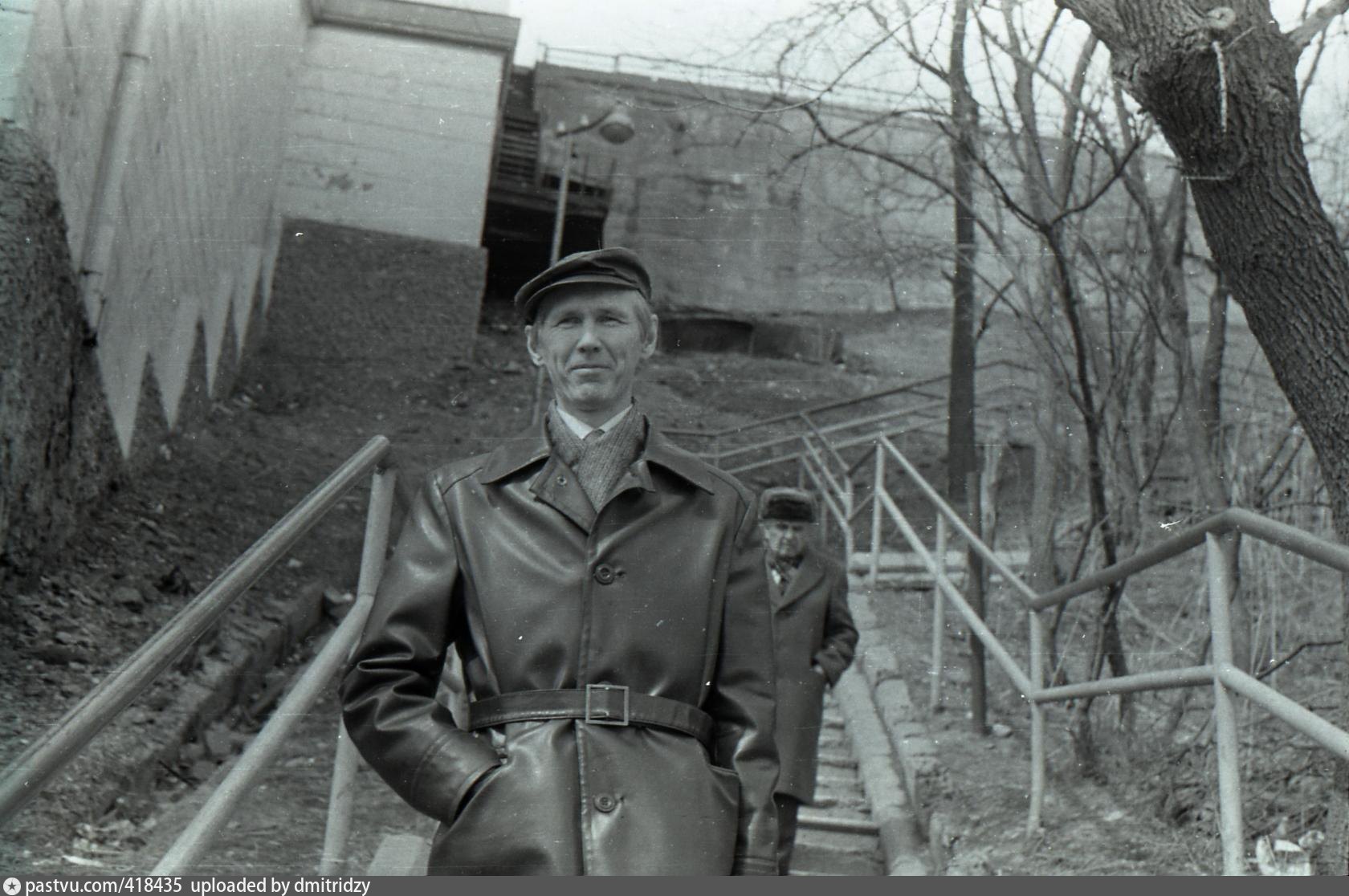 Владивосток 1983. Владивосток 1983 год. Владивосток 1983 год фото. +SKYSCRAPERCITY +Владивосток +ретро +1981.