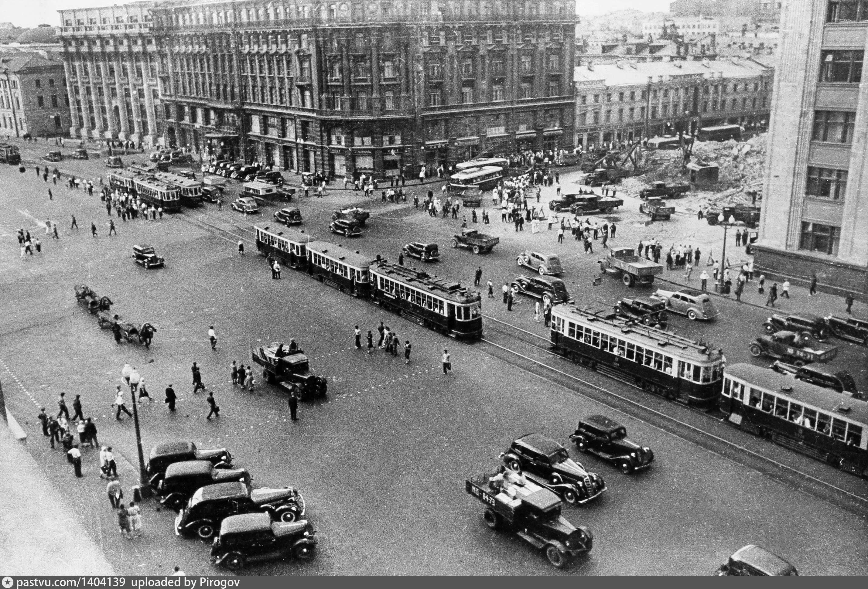 улица горького в москве